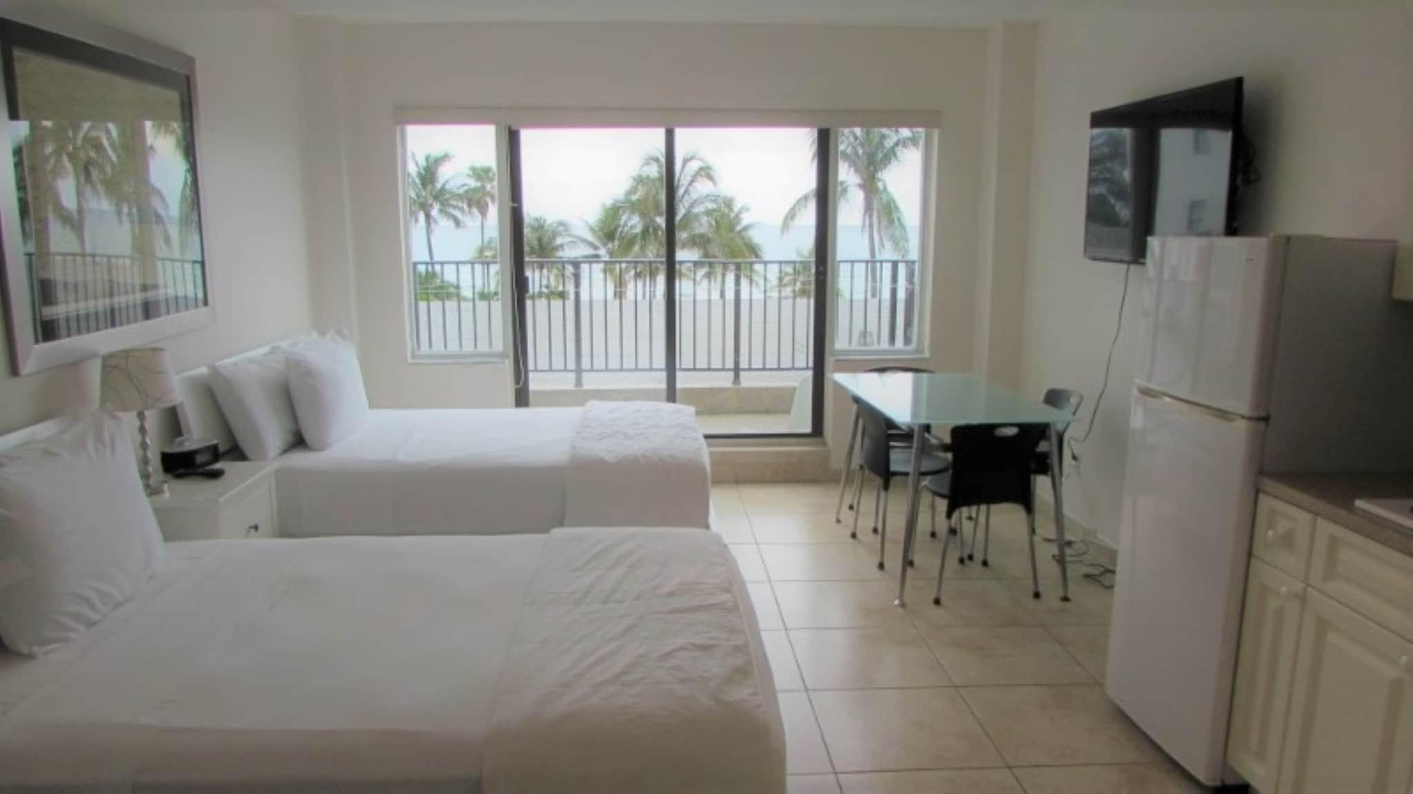 Studio Two Double Beds