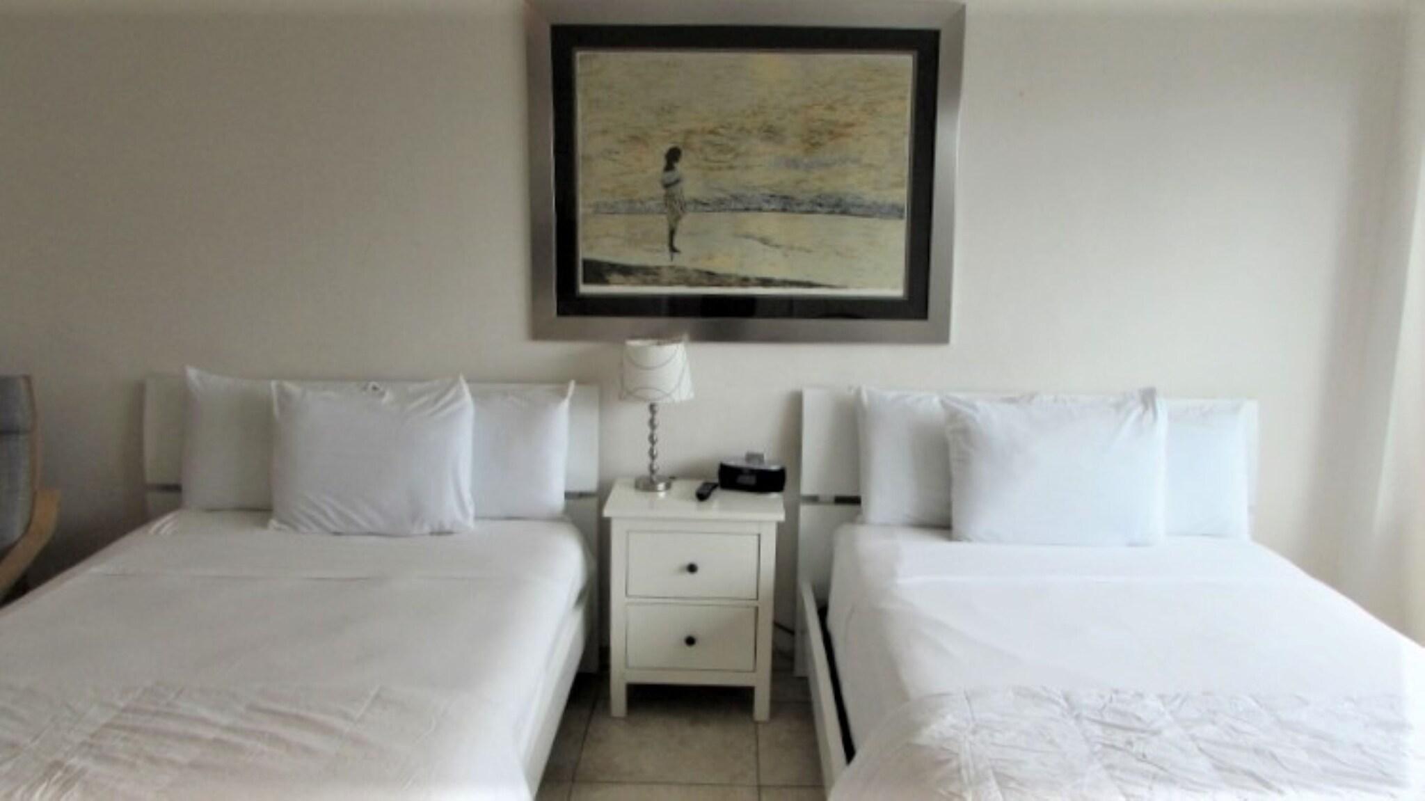 Studio Two Double Beds