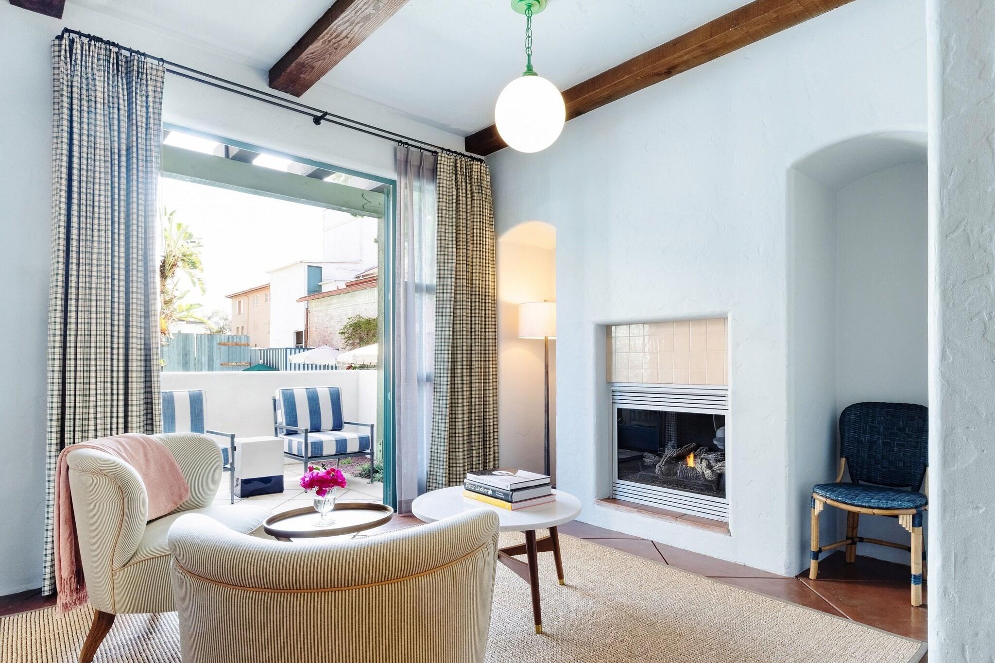 Studio Deluxe King Bed