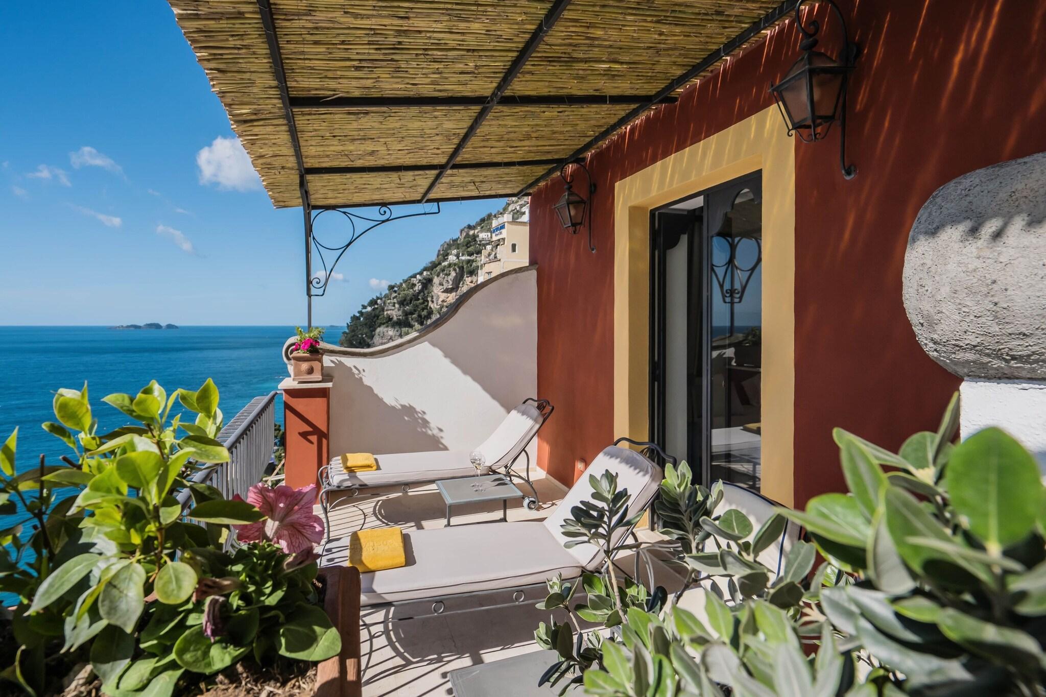 Junior Suite Sea View with Balcony