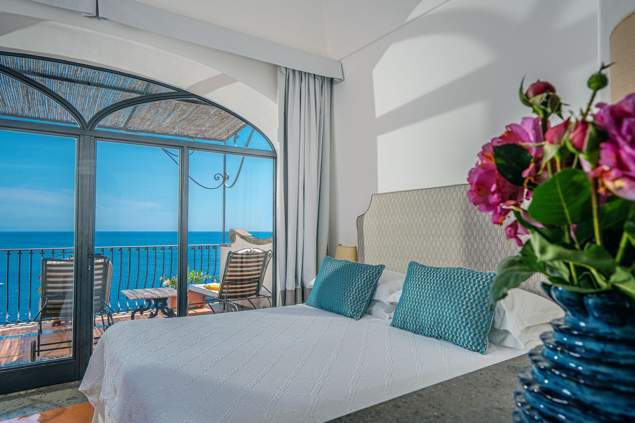 Junior Suite Sea View with Balcony