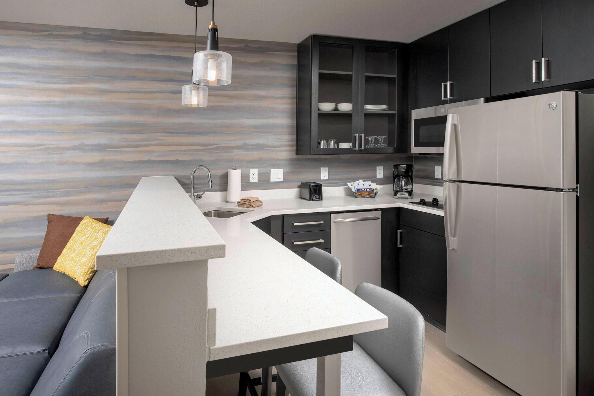 Studio King Size Bed