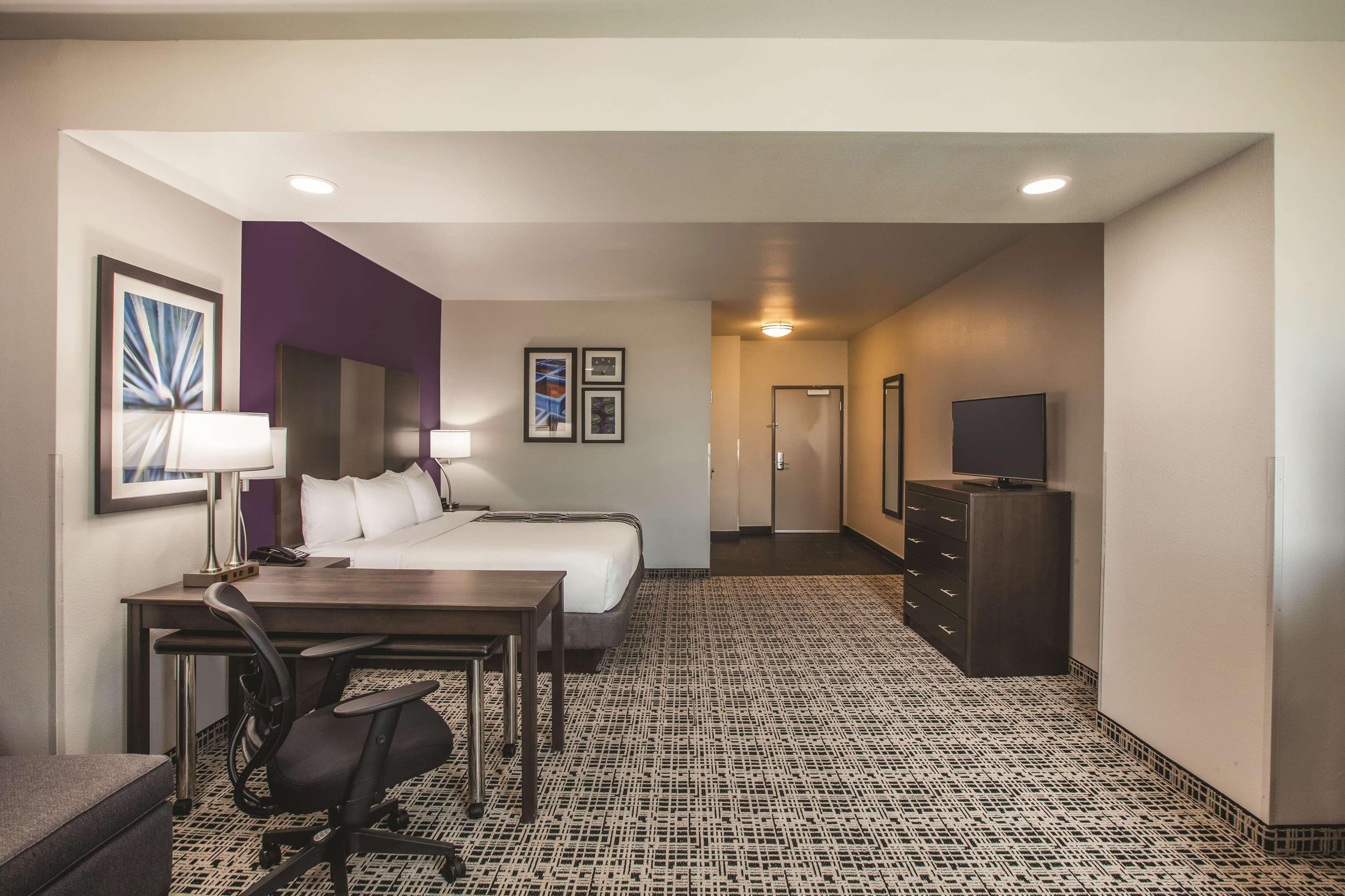 Room Executive King Bed