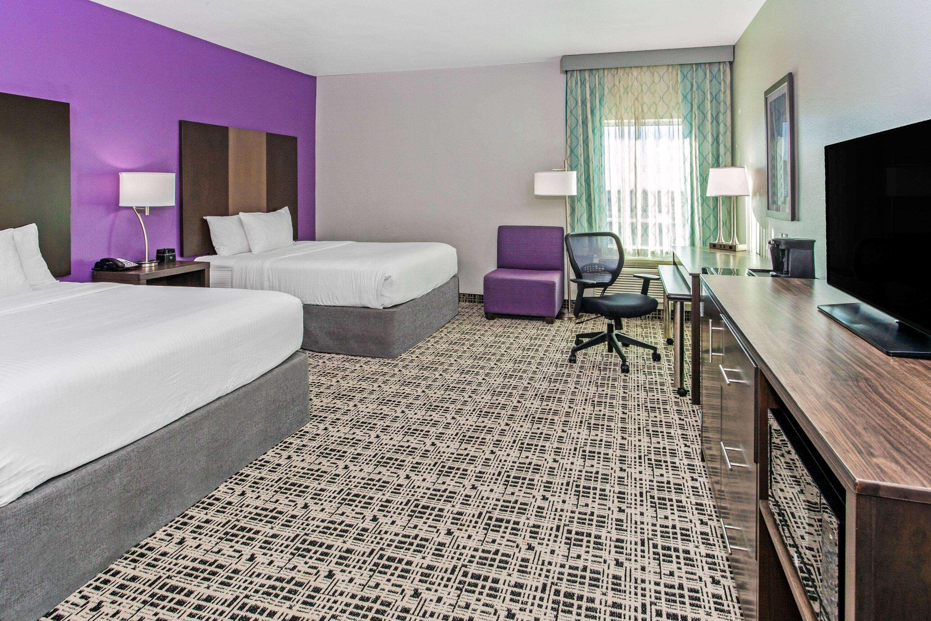 Room Accessible-two Queen Beds