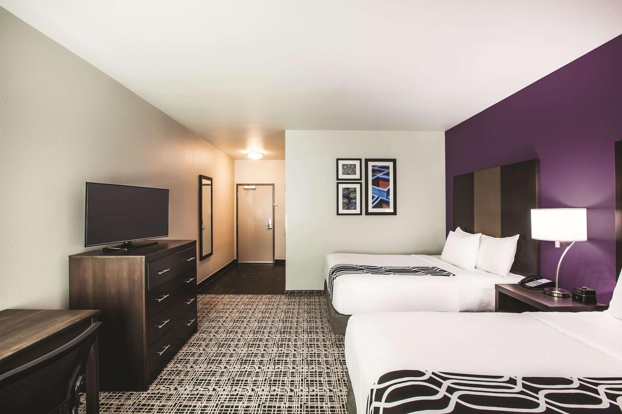 Room Accessible-two Queen Beds