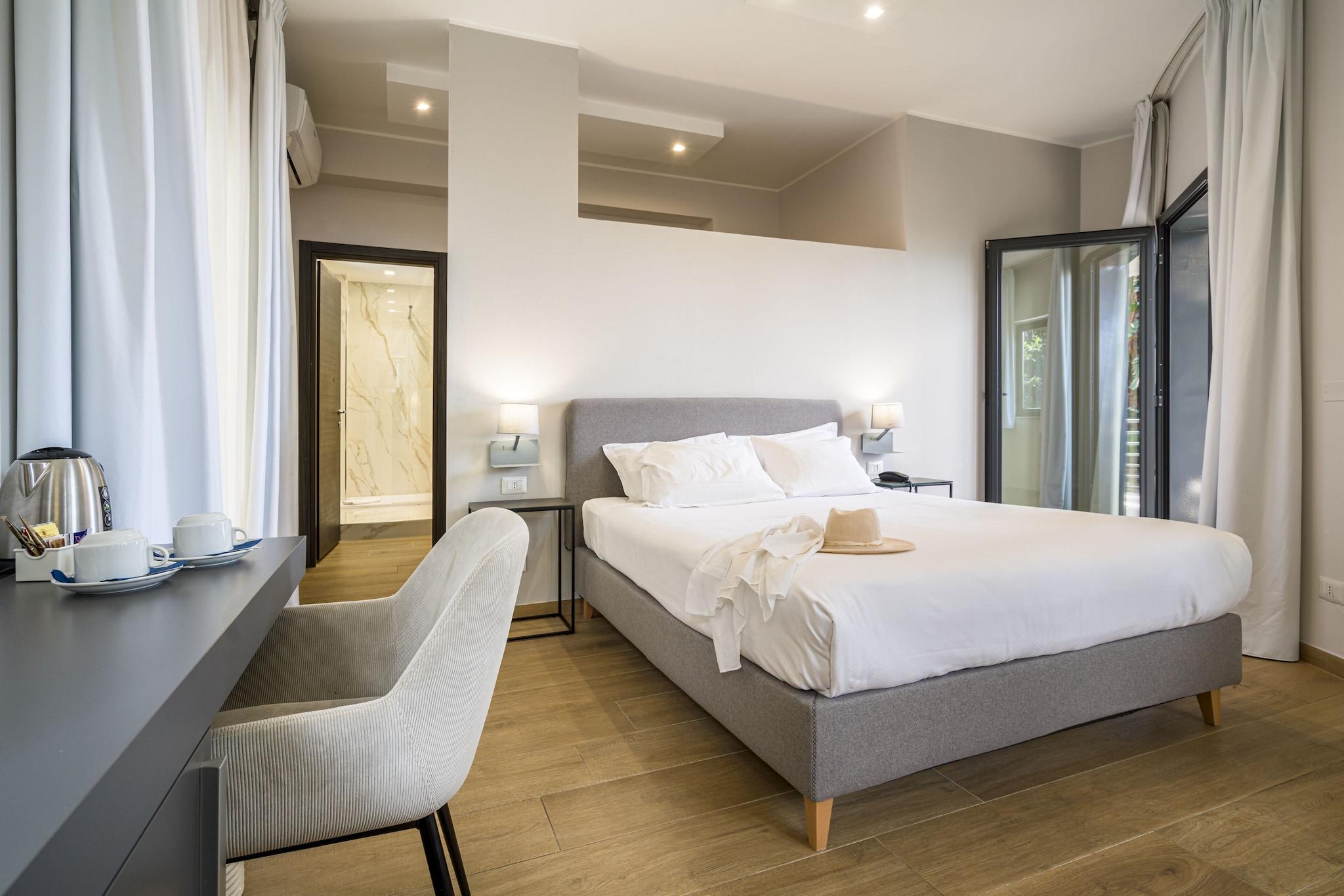 Double Partial Sea View