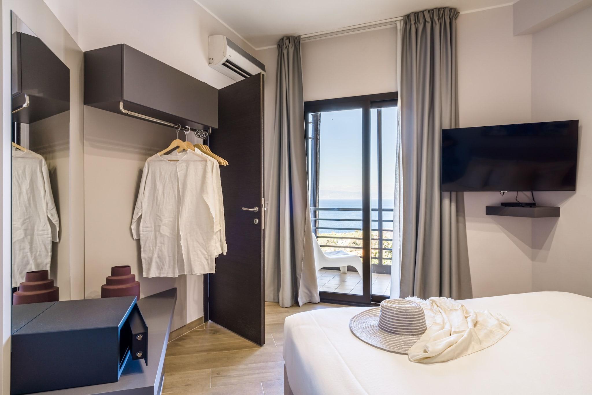 Quadruple Two Queen Beds