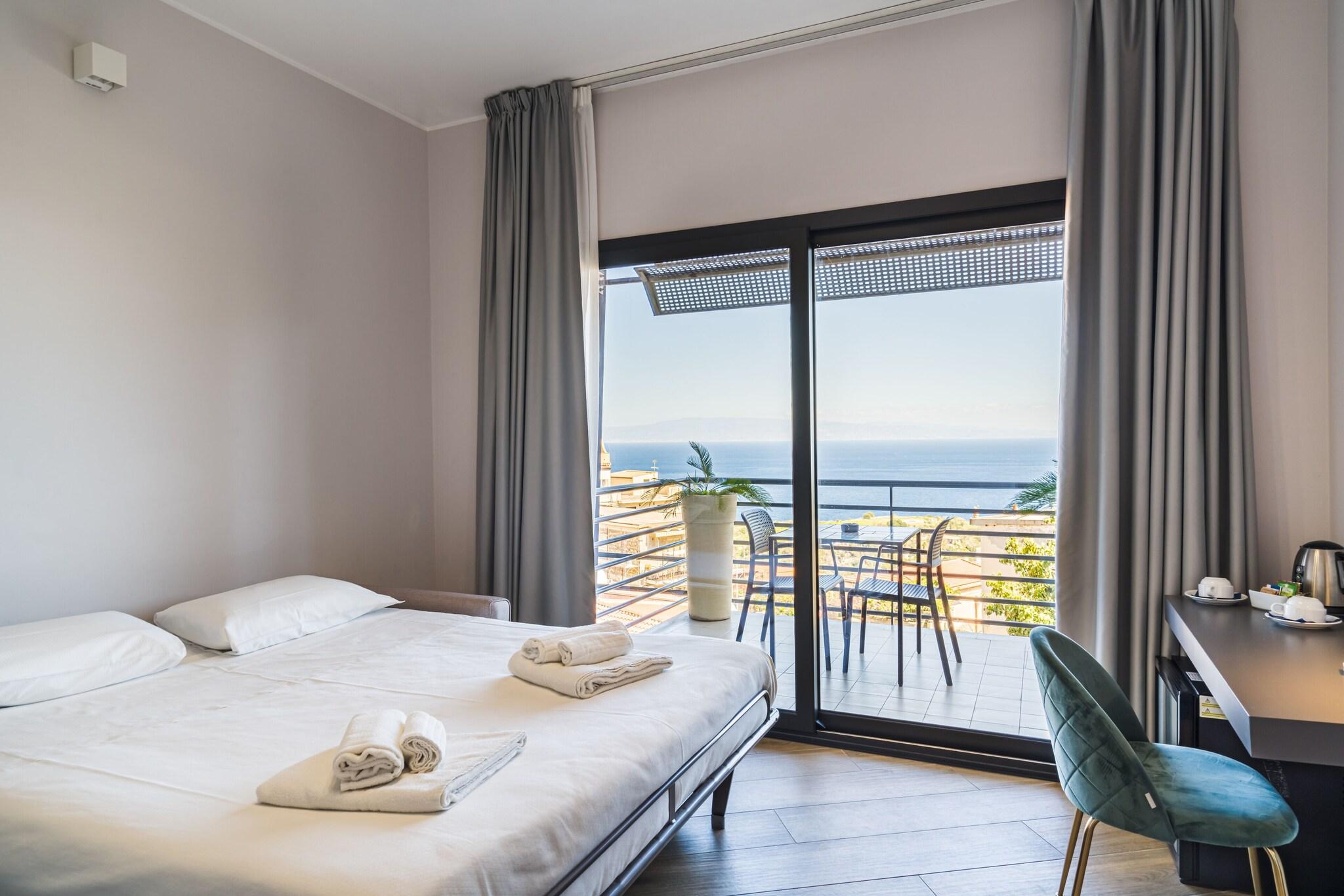 Quadruple Two Queen Beds