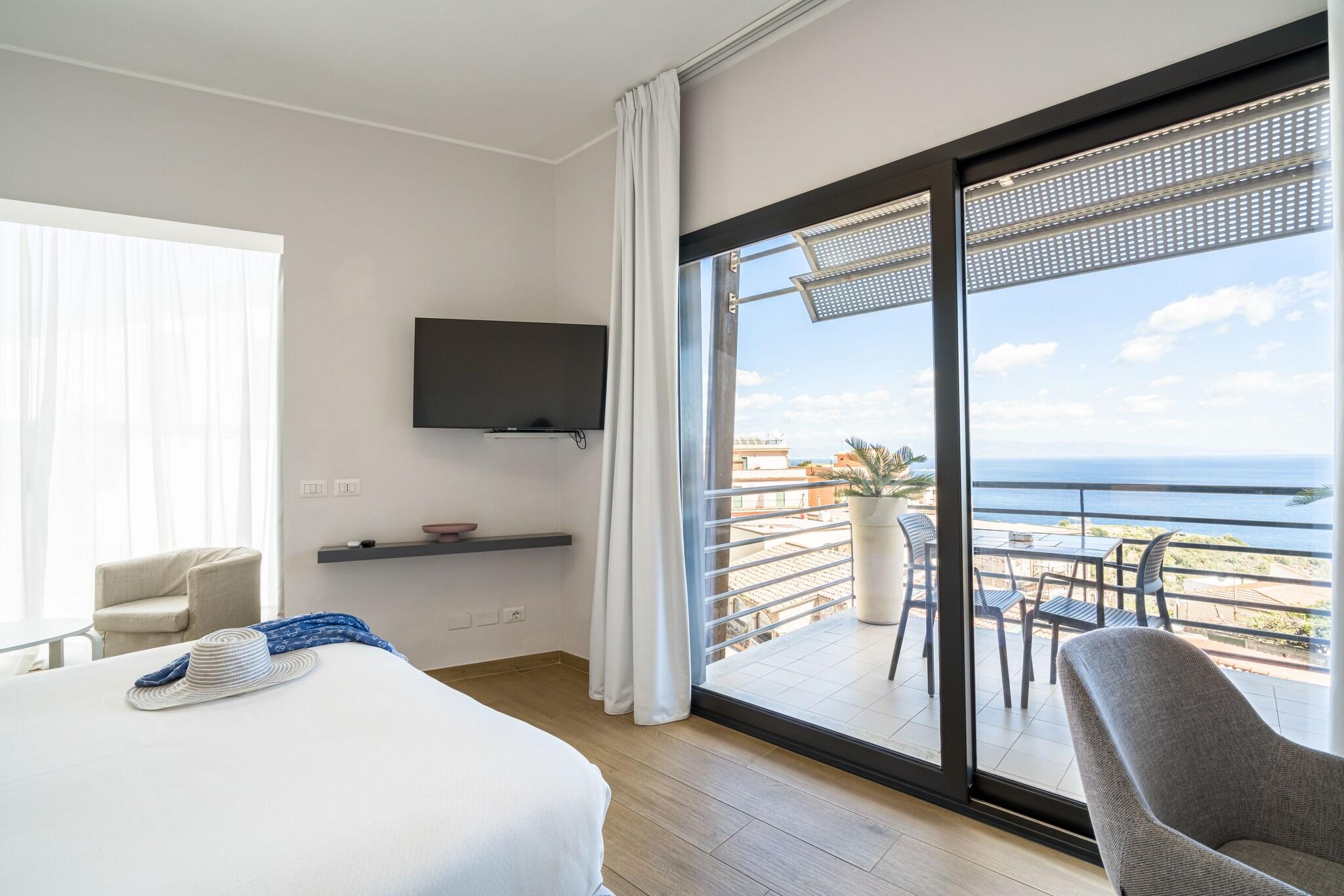 Double Deluxe Queen Bed