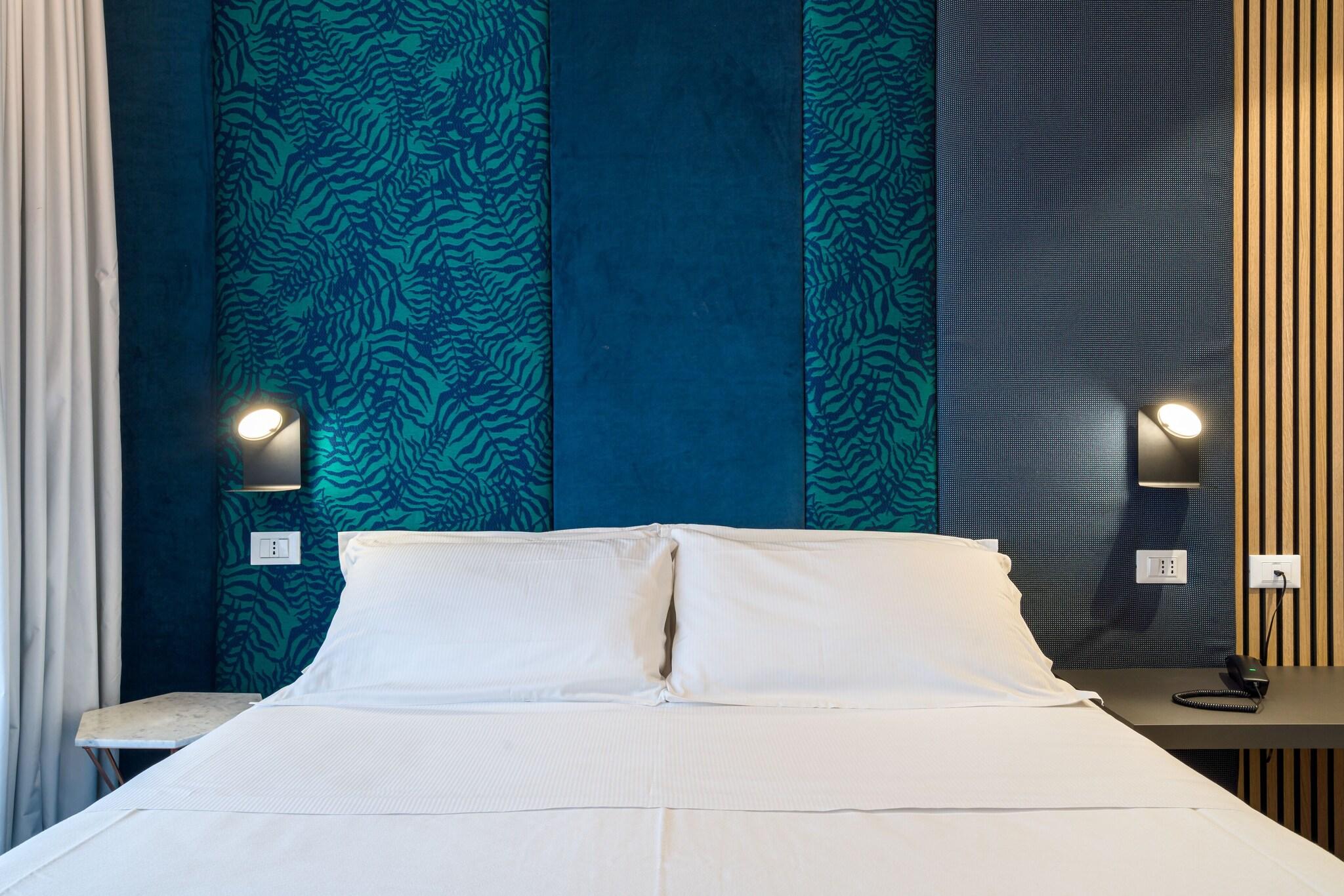 Double Deluxe Queen Bed