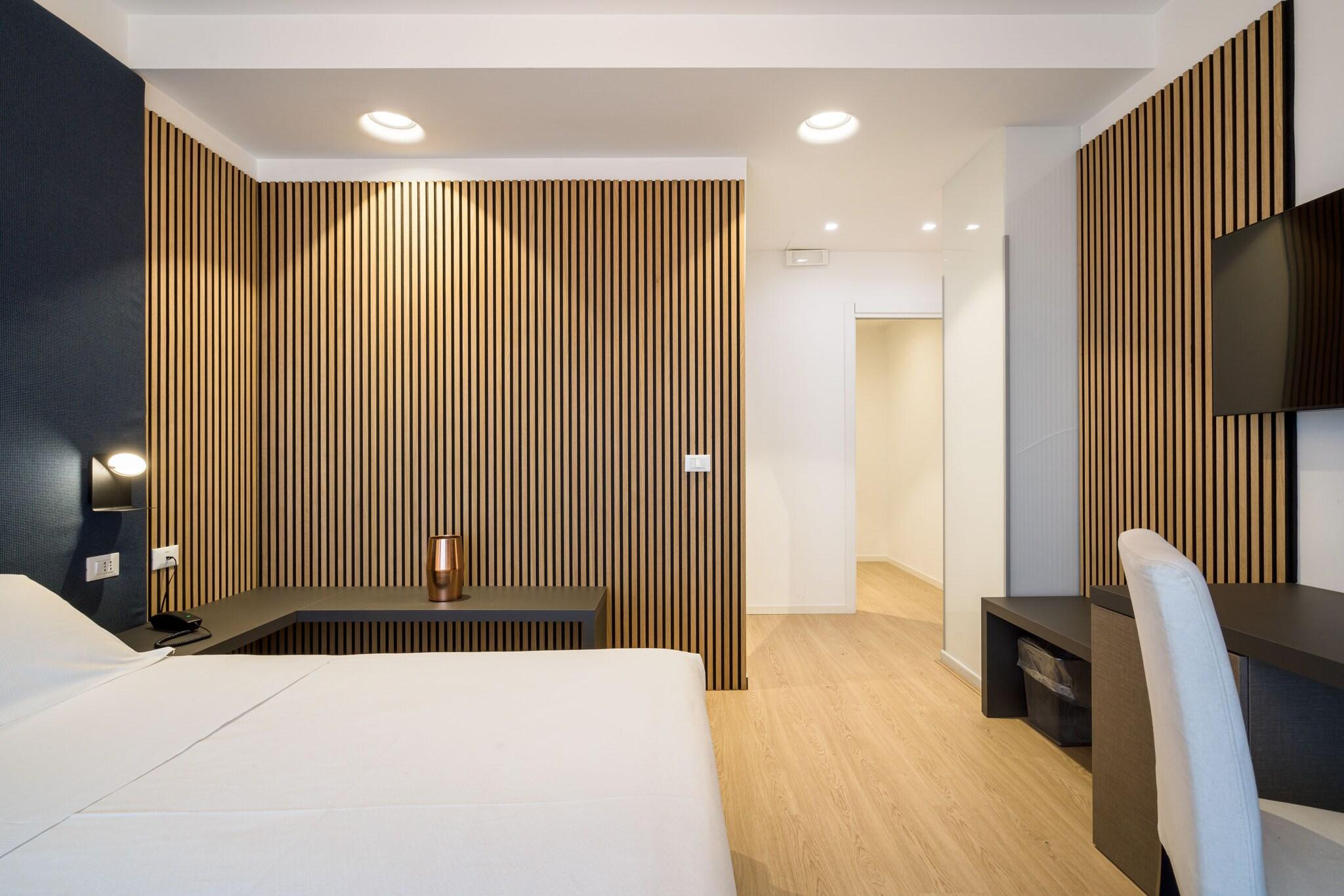 Double Deluxe Queen Bed