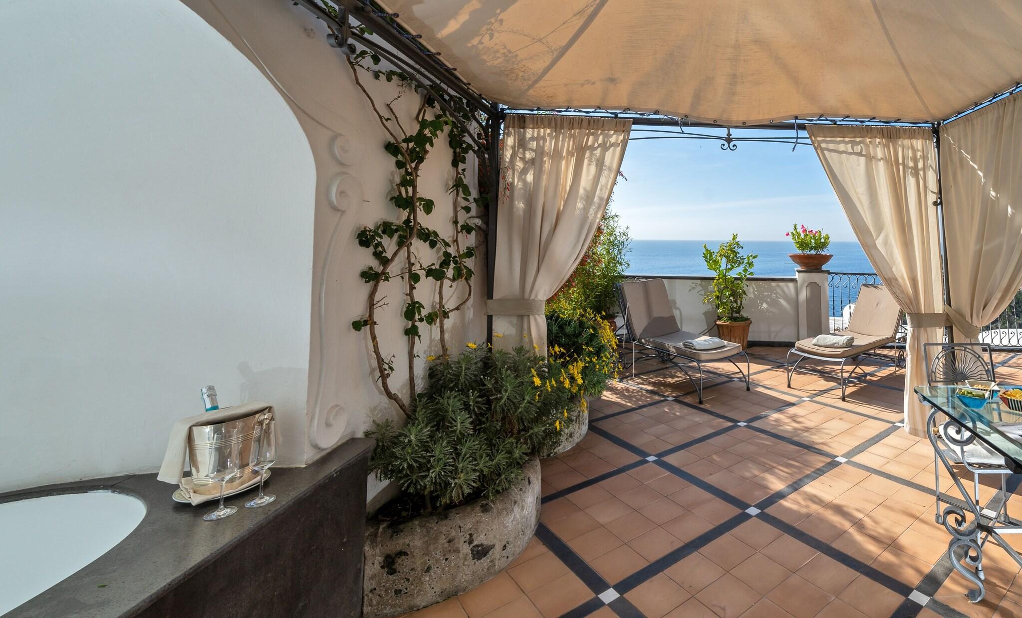 Suite Sea View King Bed
