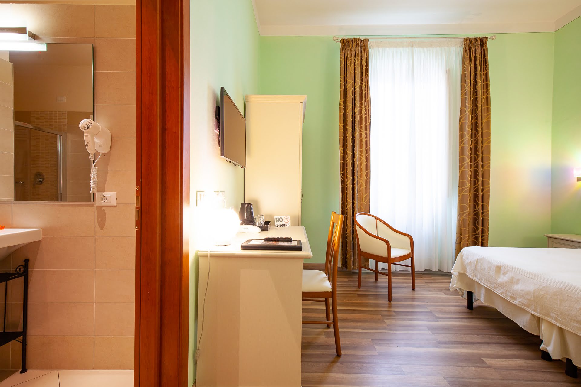 Double or Twin Superior