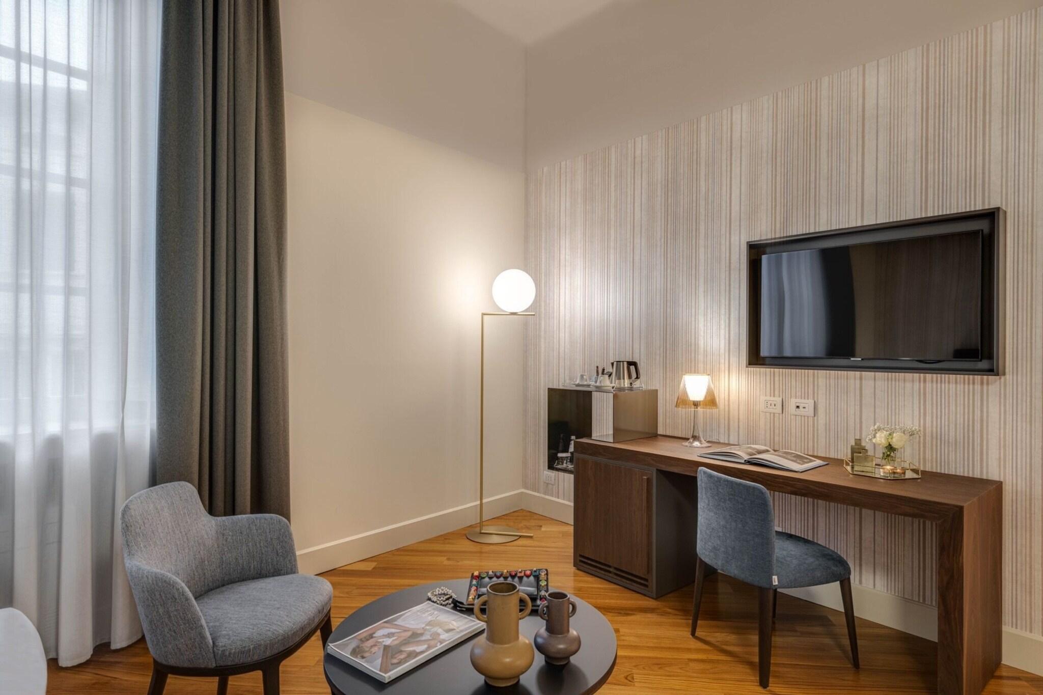 Double Premier King Bed