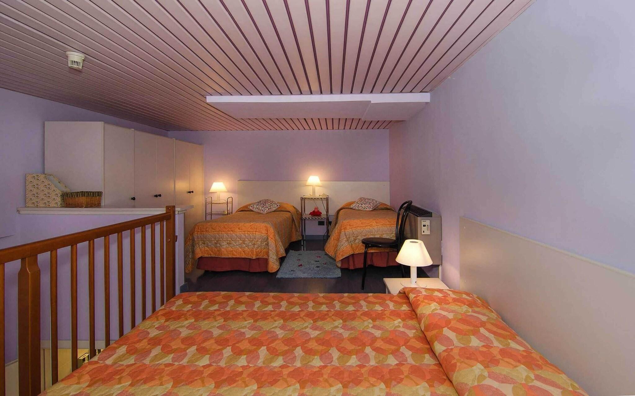 Quadruple Three Beds