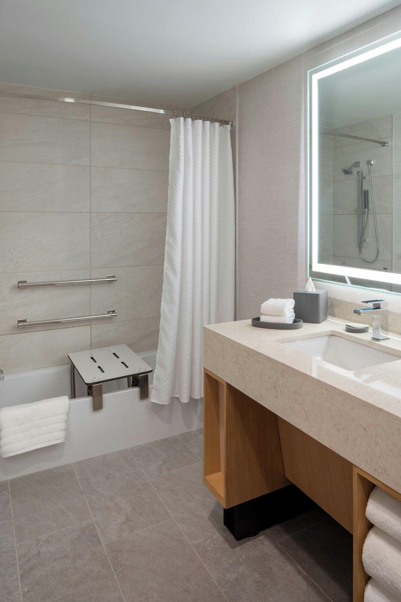 Double Deluxe Two Queen Beds