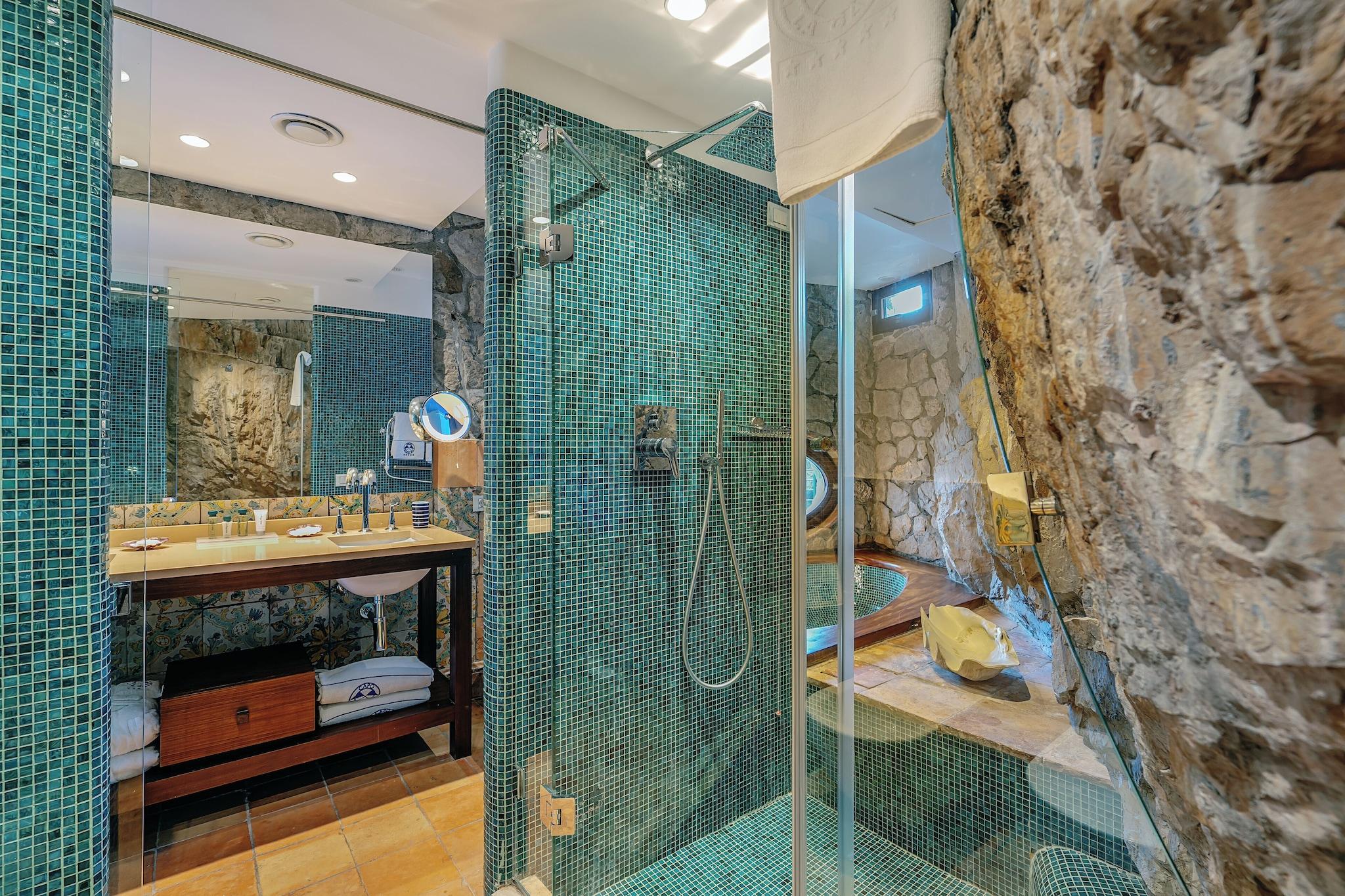 Studio Sea View with Private Pool