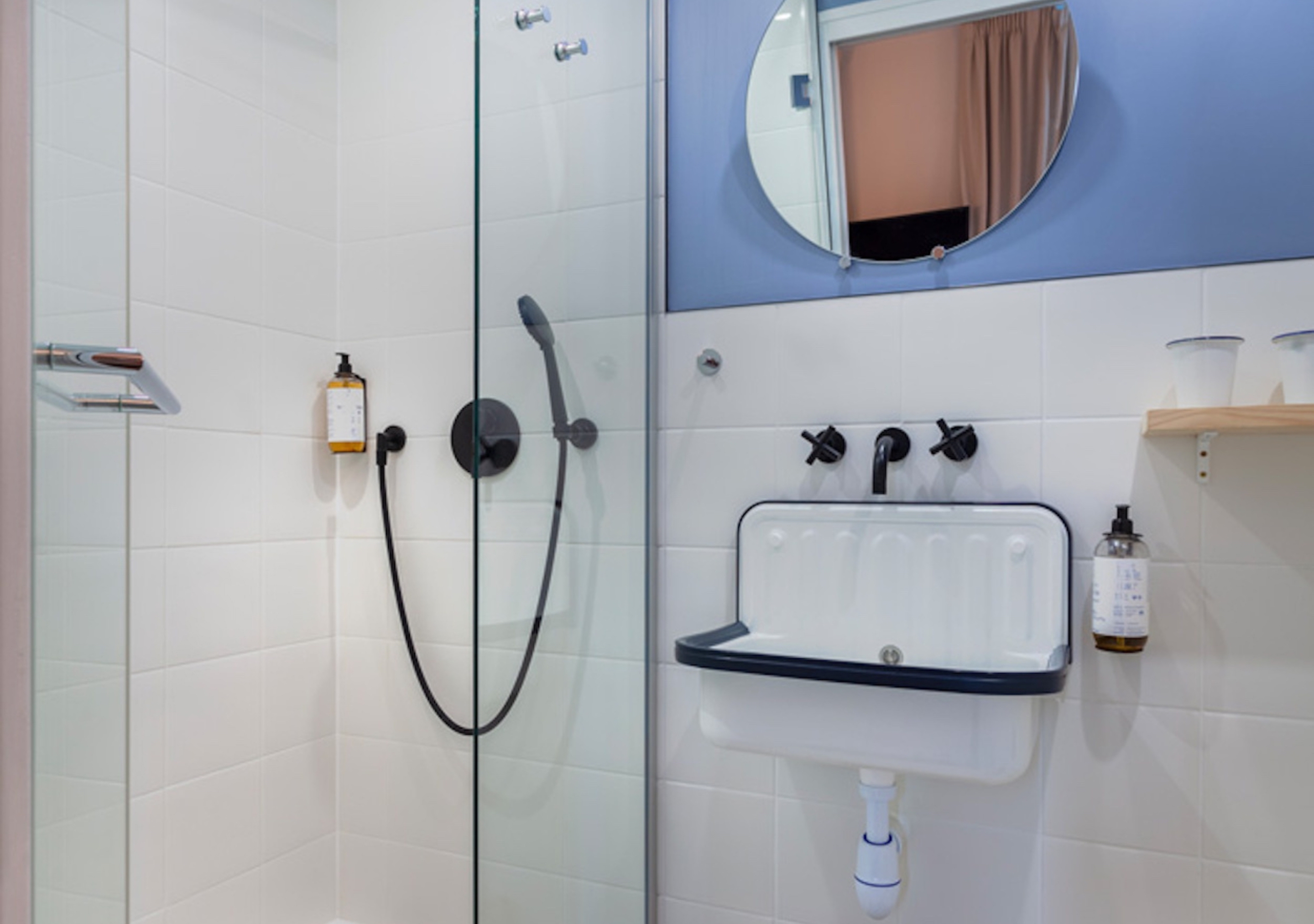 Double Queen Size Bed