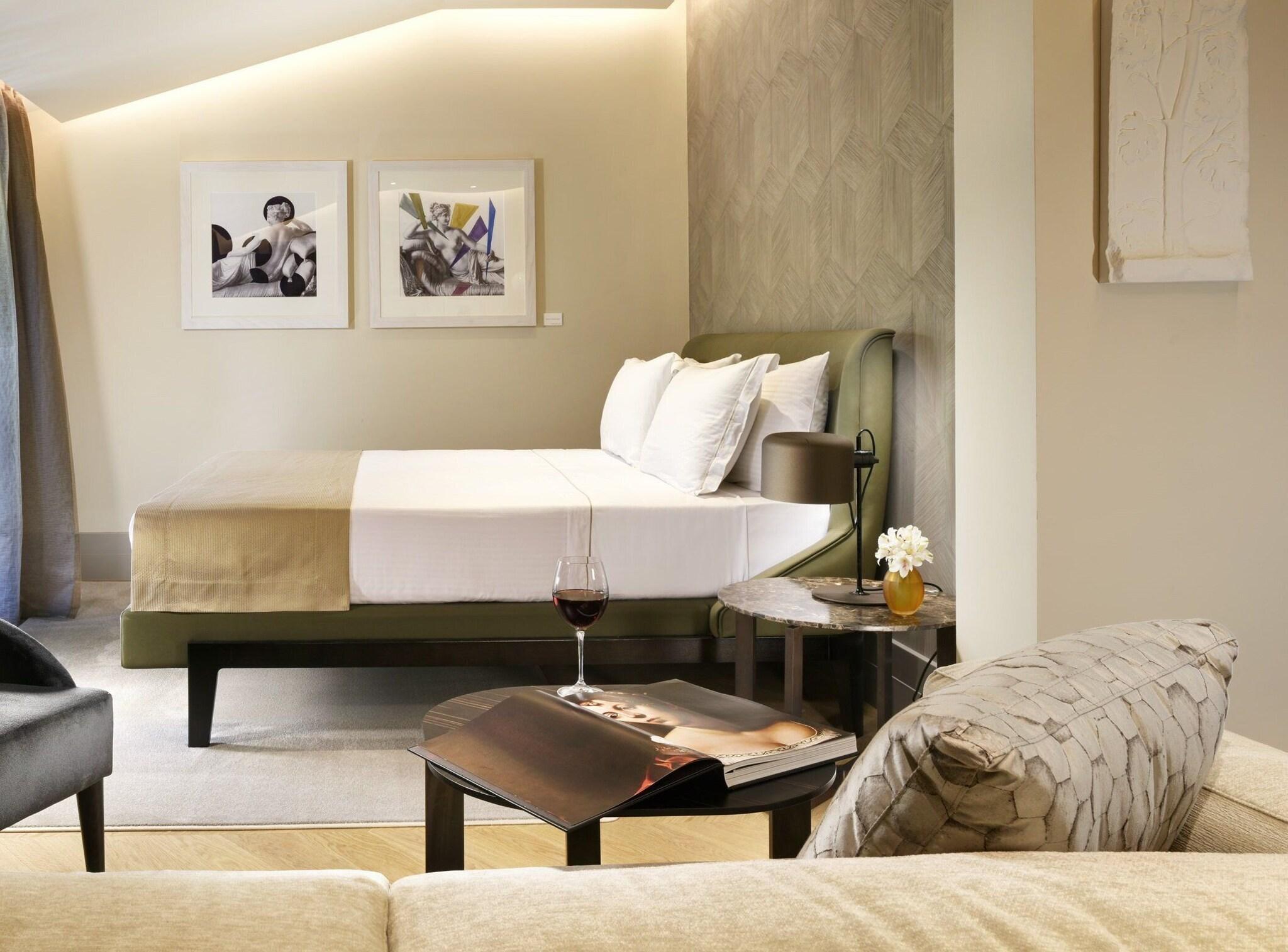 Double Classic King Bed