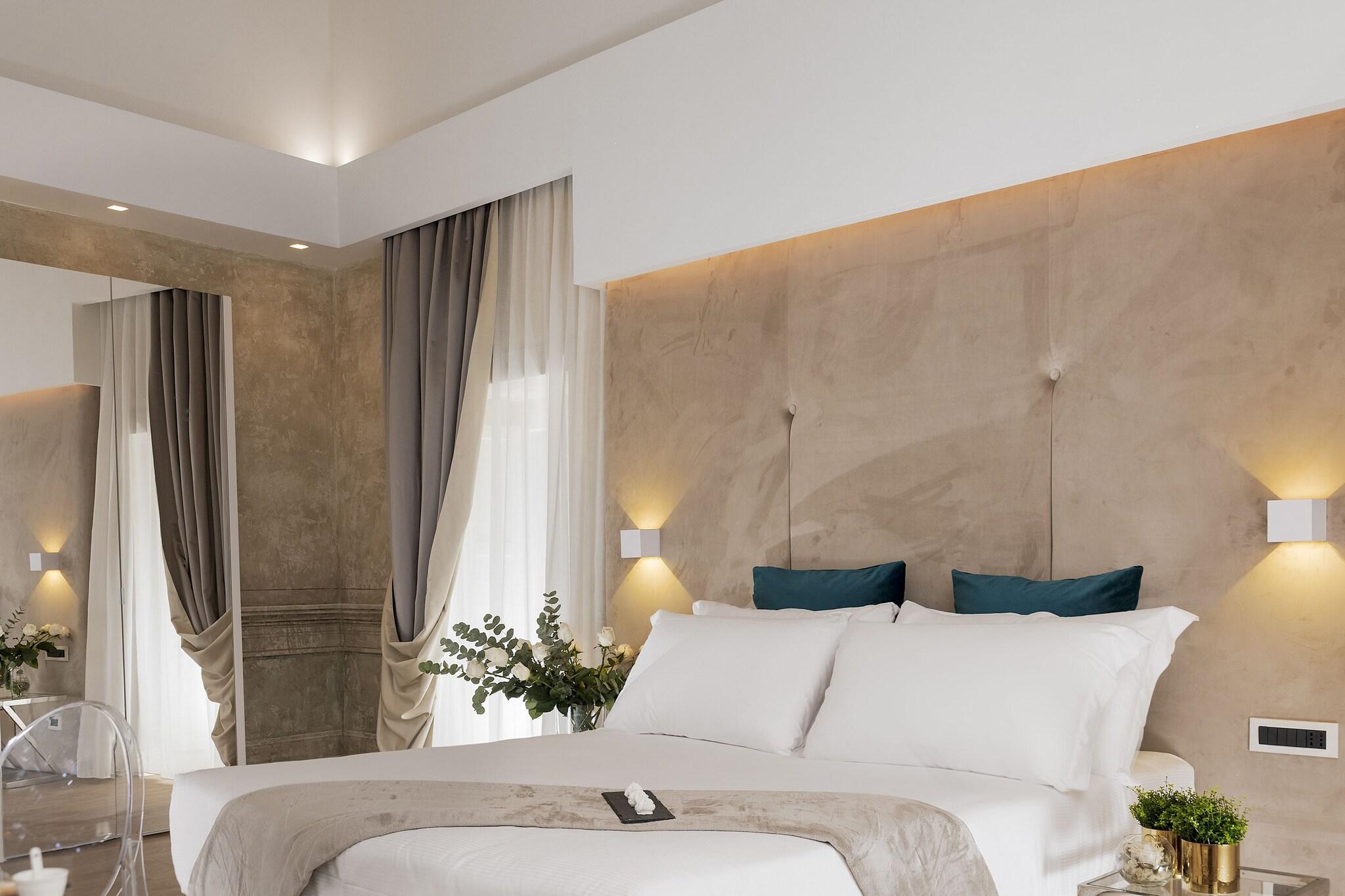 Double or Twin Superior Queen Bed