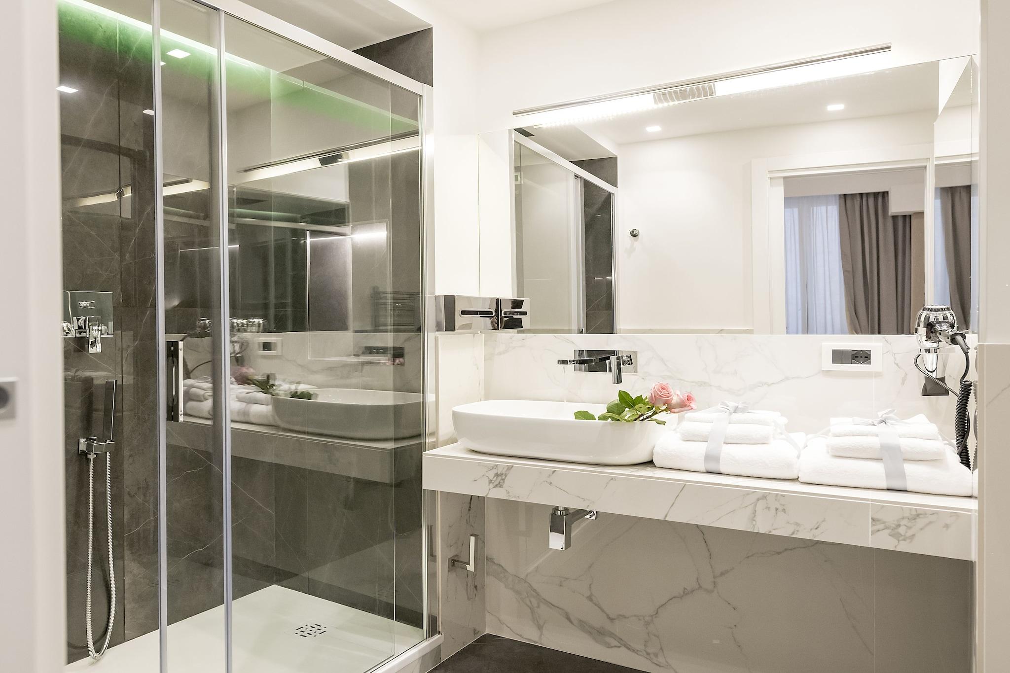 Double or Twin Superior