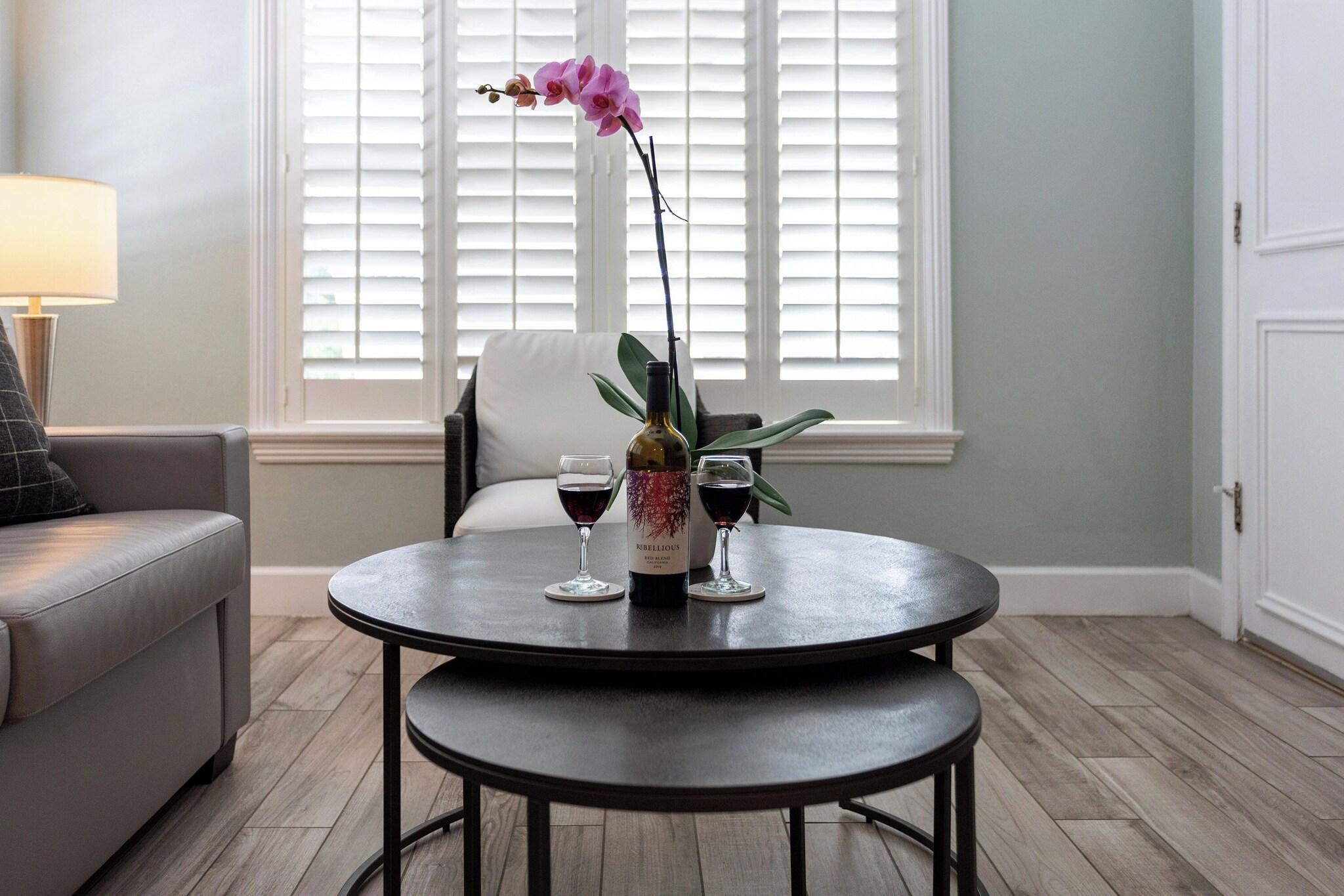 Suite King Bed One Bedroom 