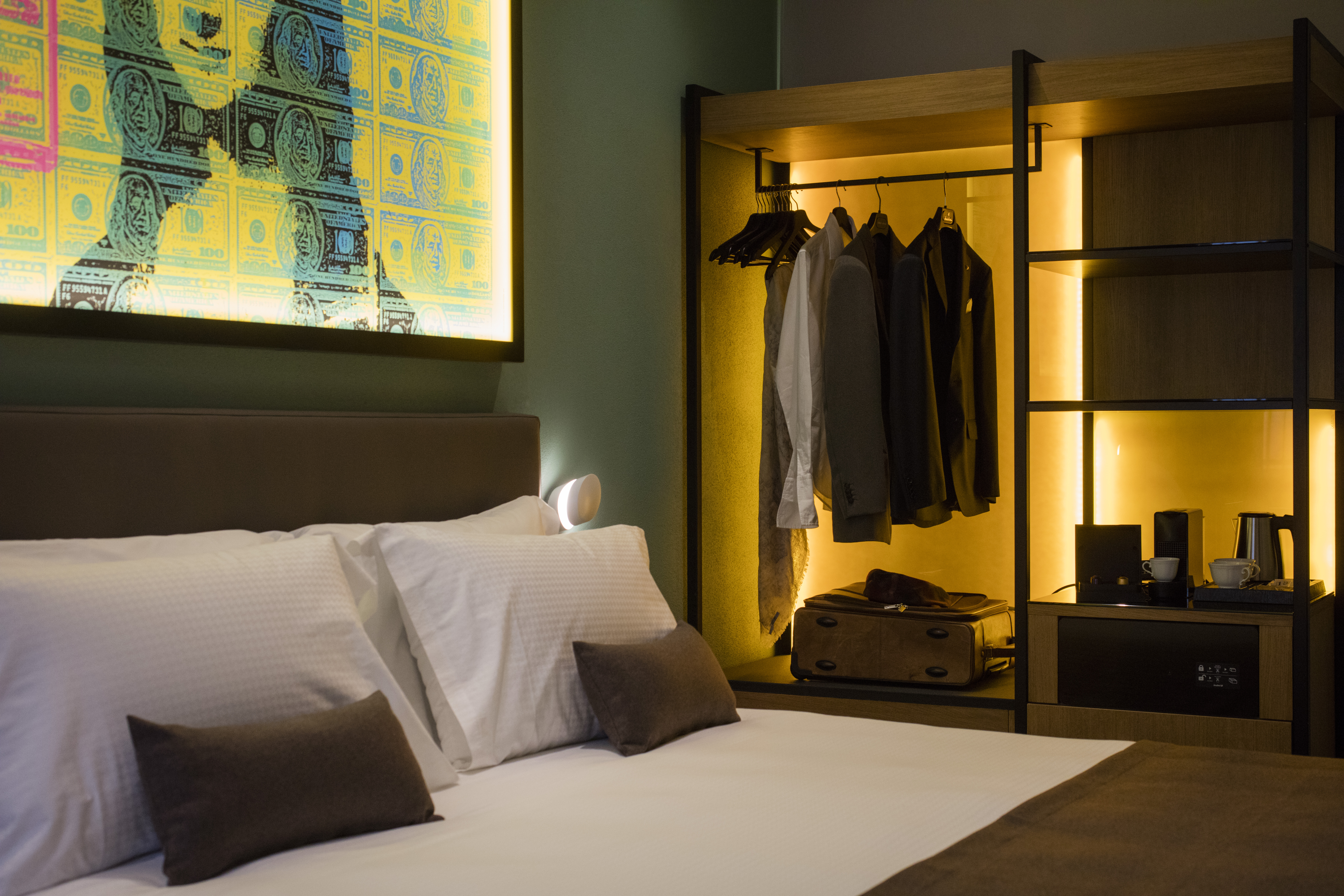 Double or Twin Deluxe