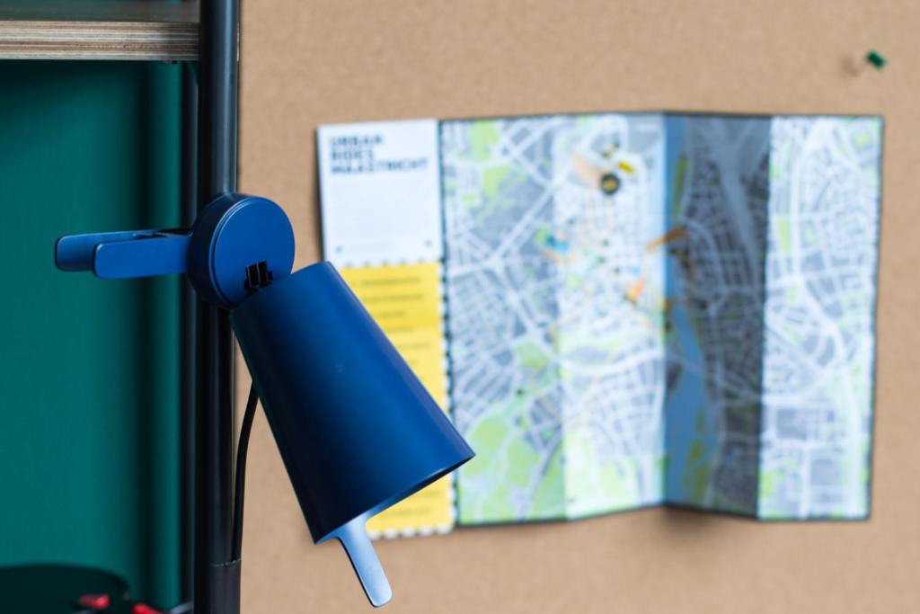 Double Executive Queen Bed