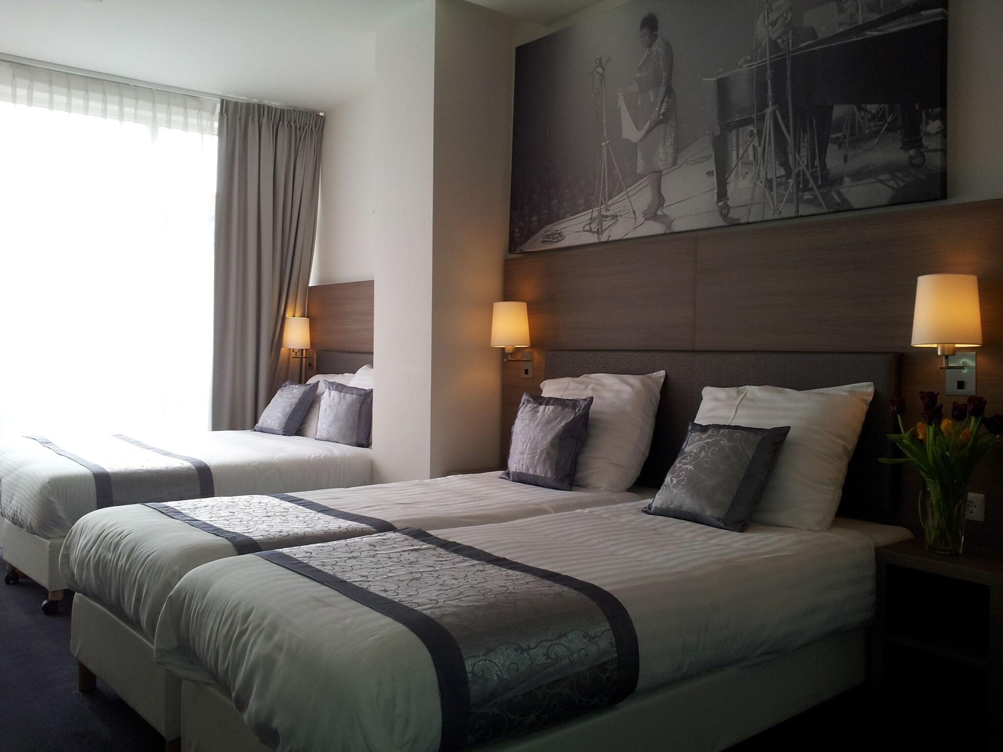 Quadruple Three Beds