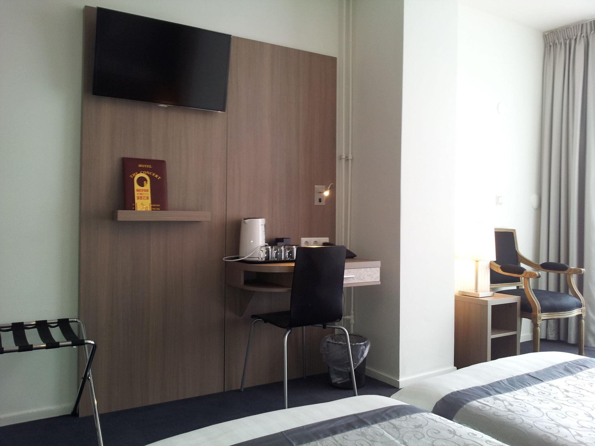 Quadruple Three Beds