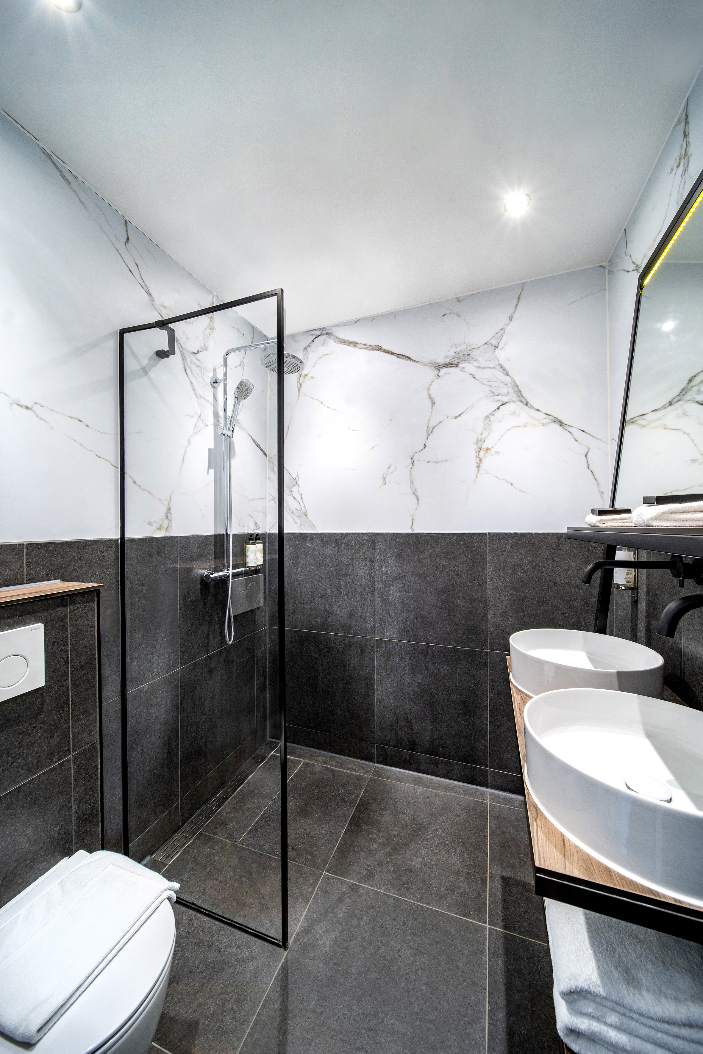 Double Superior with Views