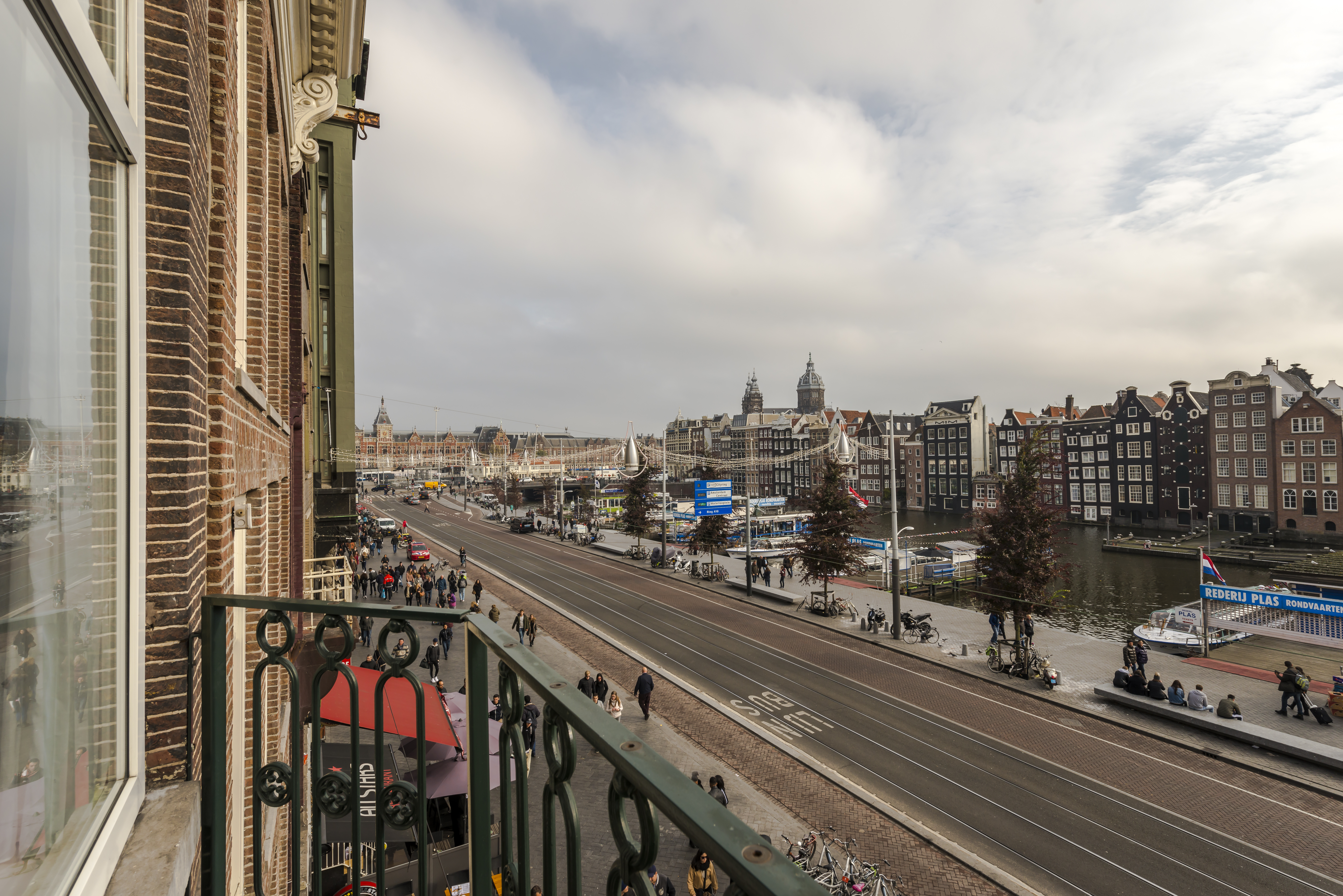 Single Superior City View