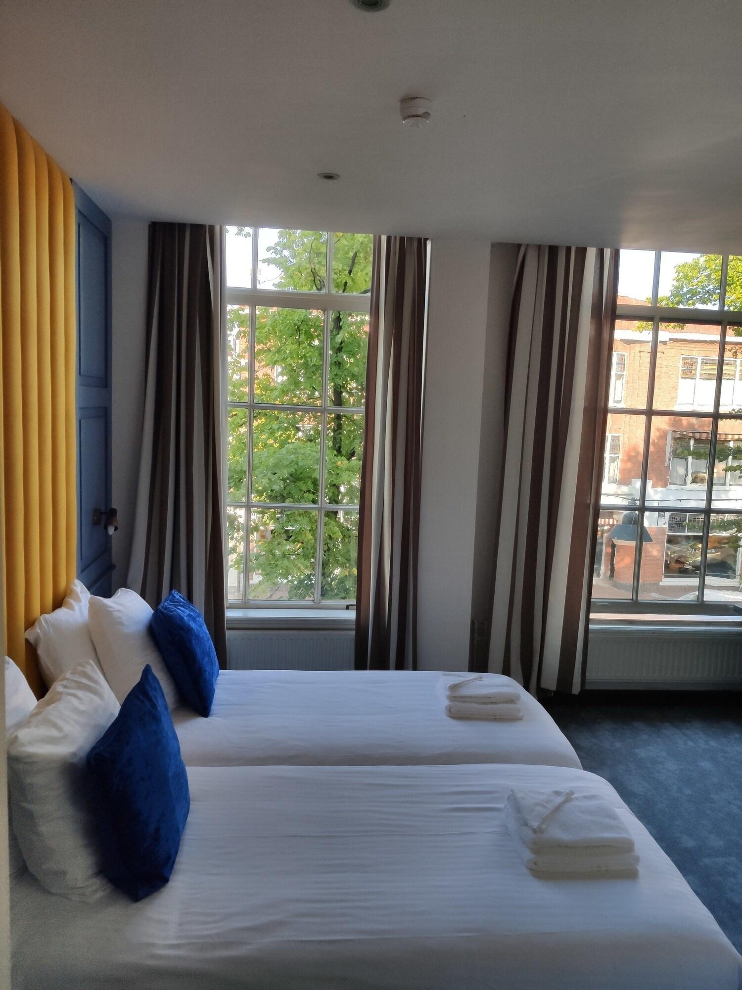 Double or Twin Deluxe