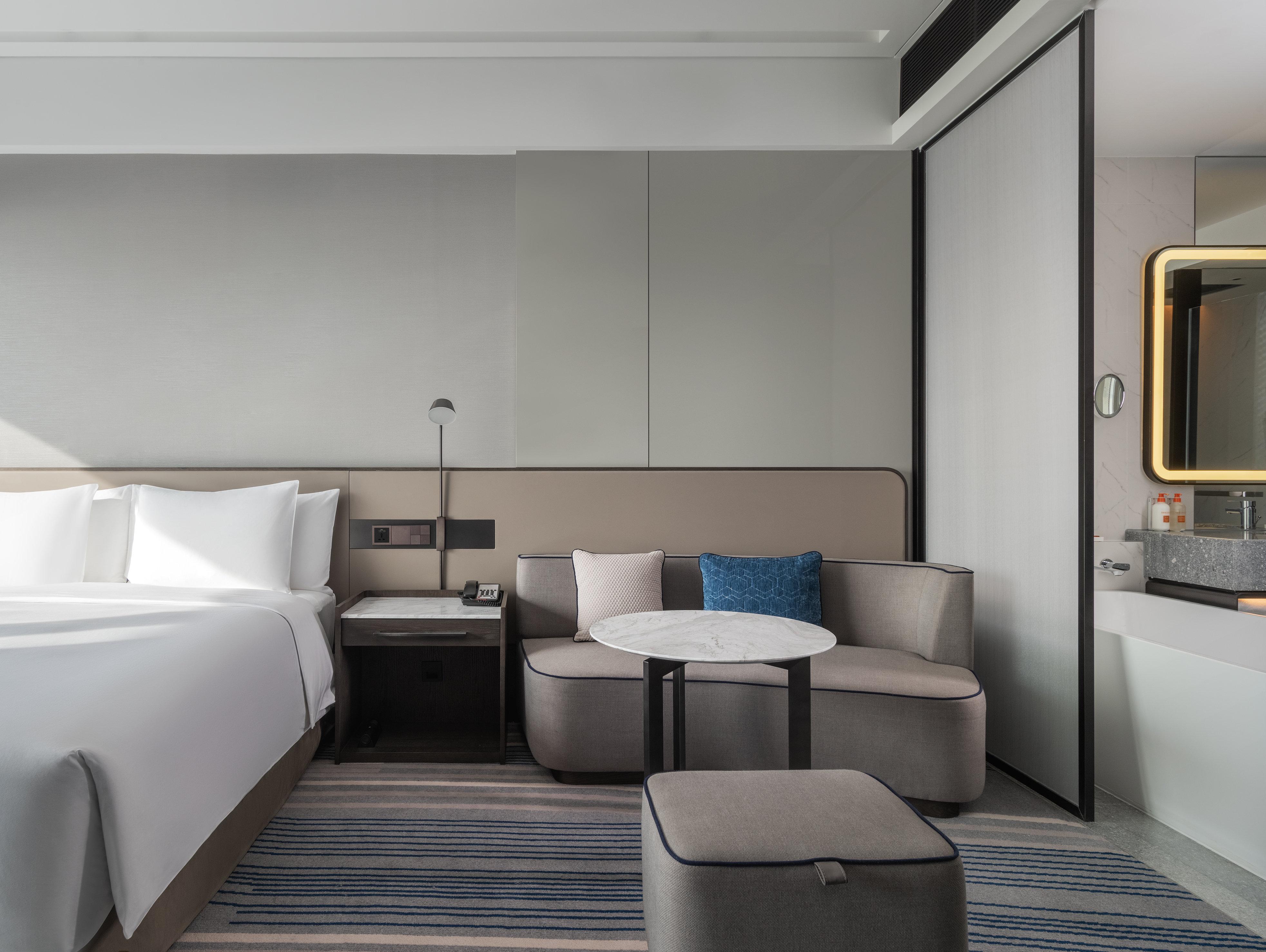 Double Sea View King Bed