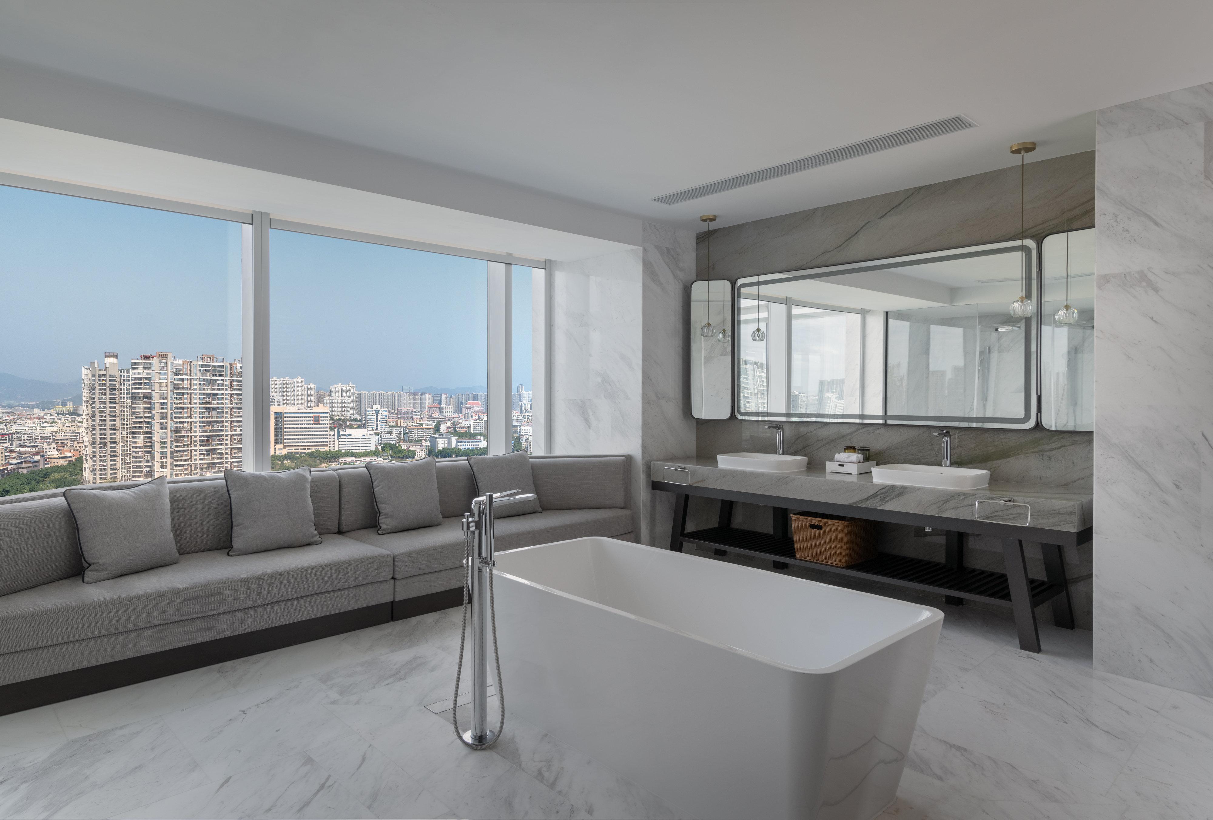 Suite with Views