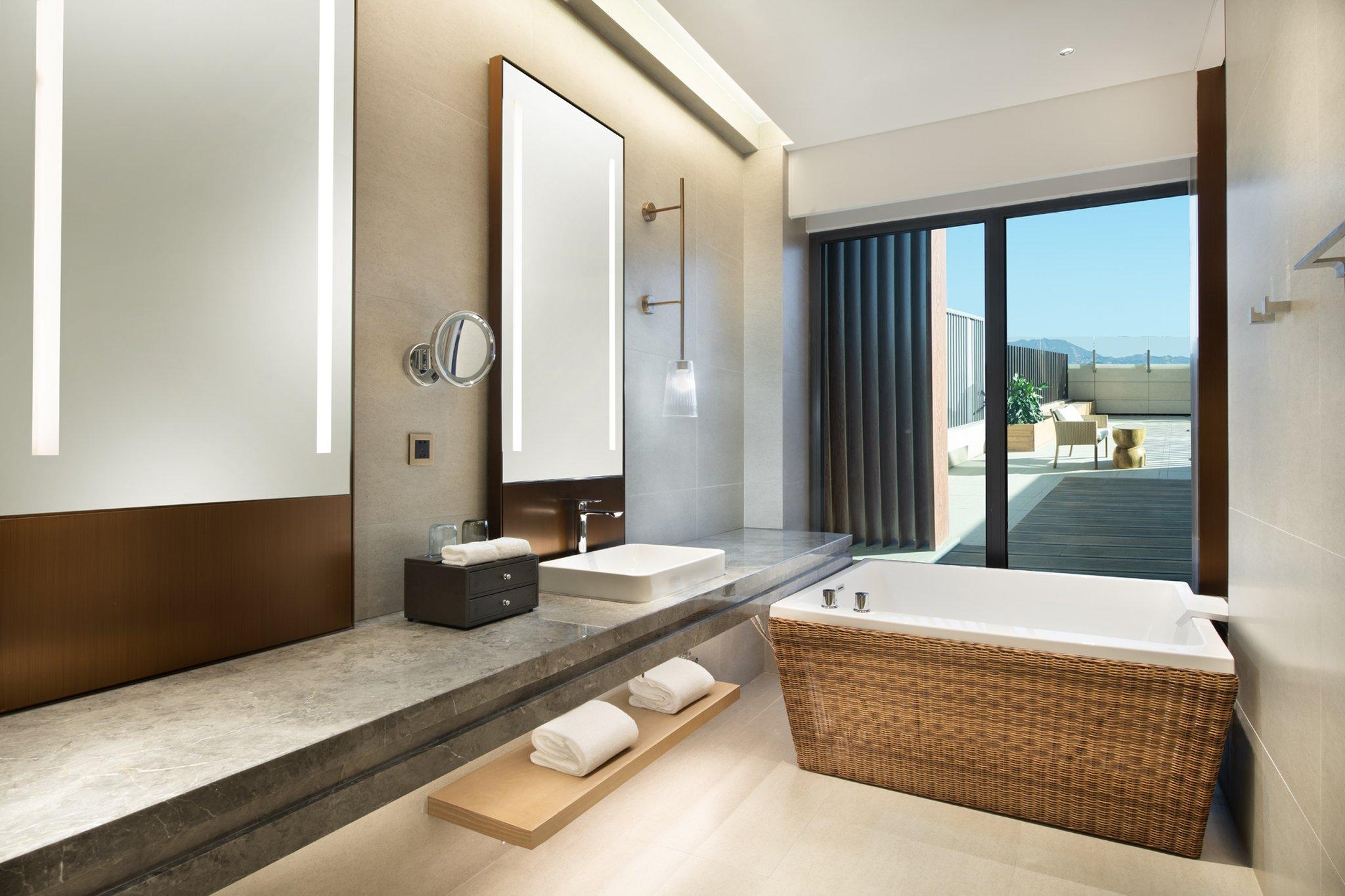 Double Premium King Bed