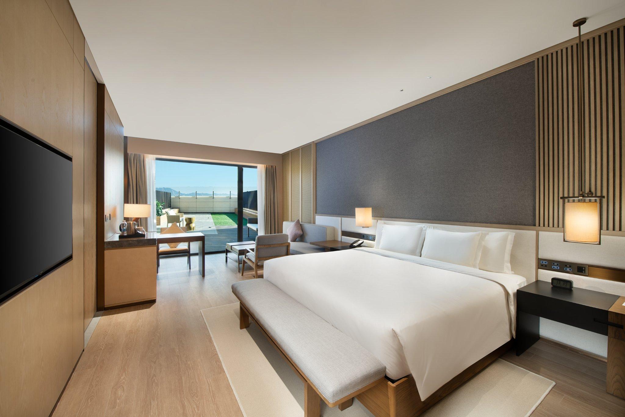 Double Premium King Bed