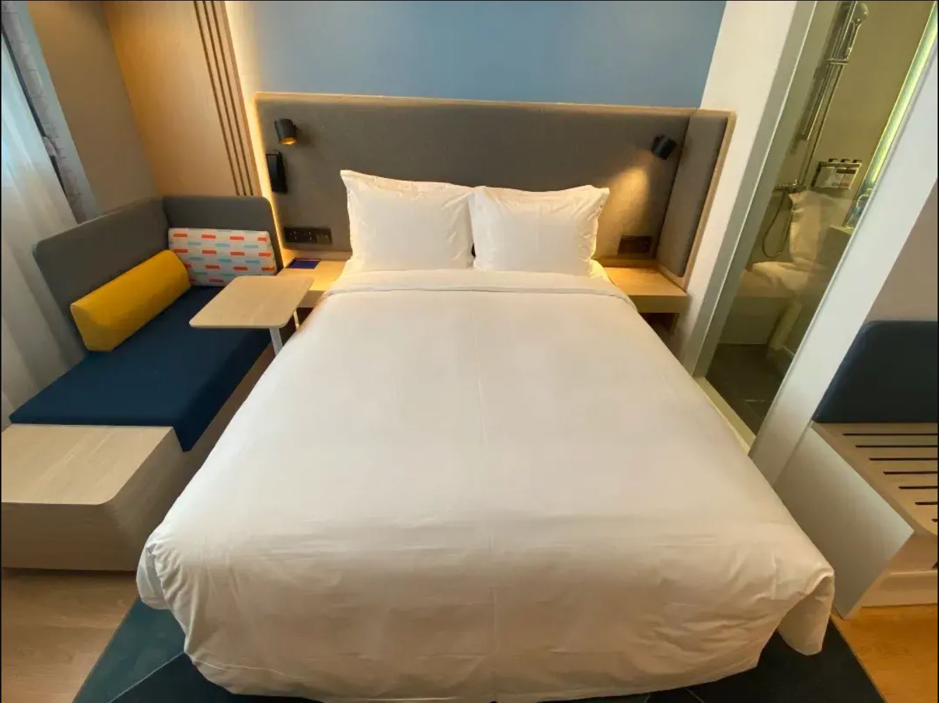 Double Queen Size Bed