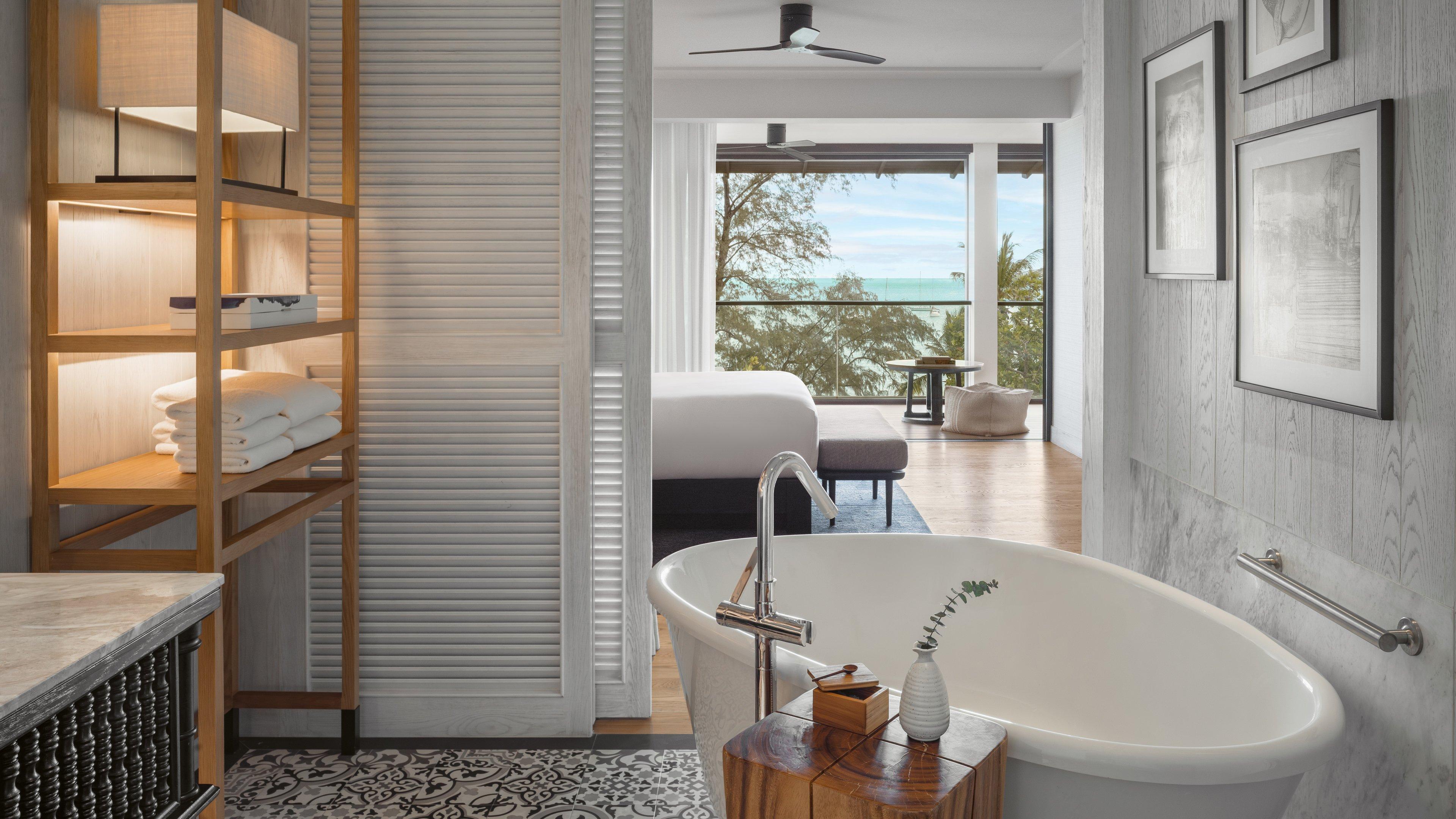 Double Sea View King Bed