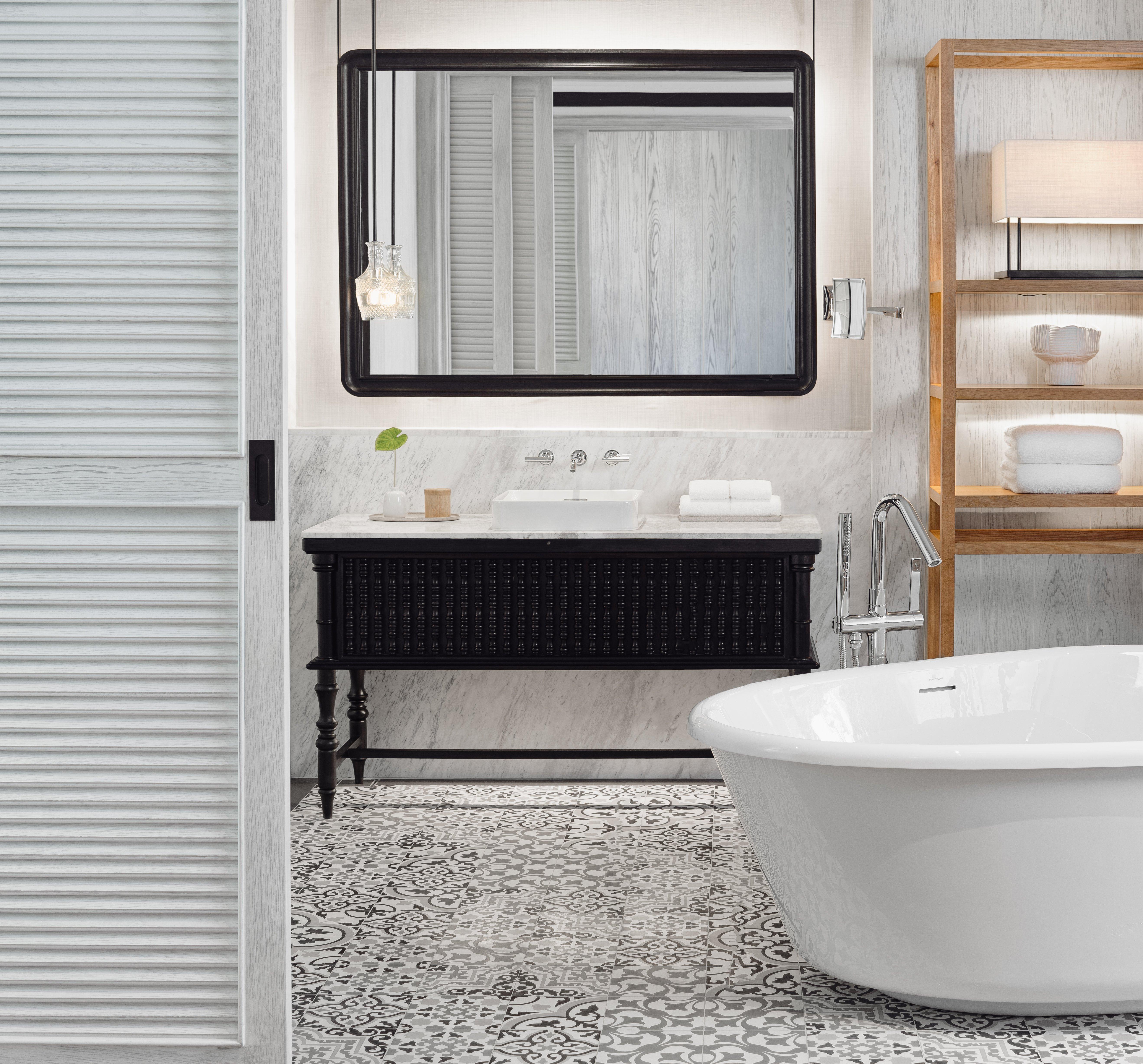 Double Sea View King Bed