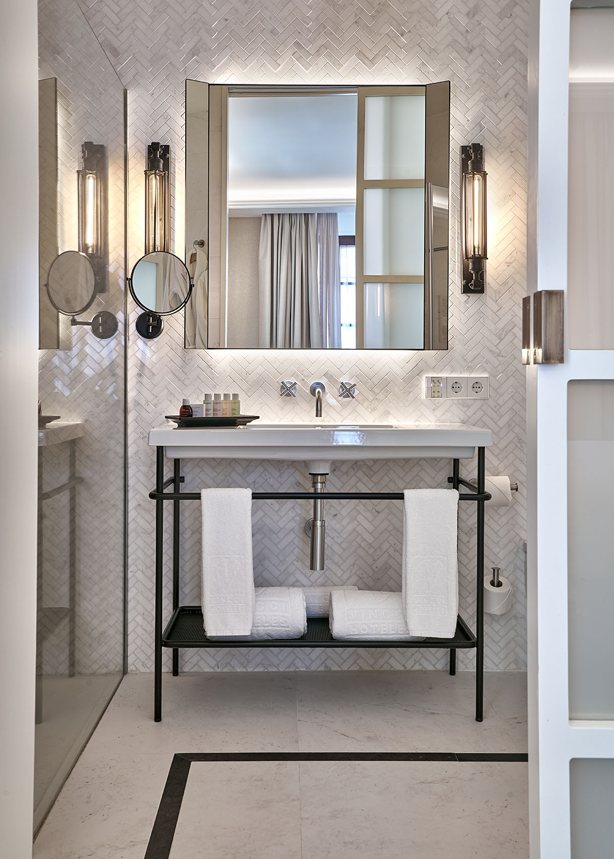 Double Deluxe Superior