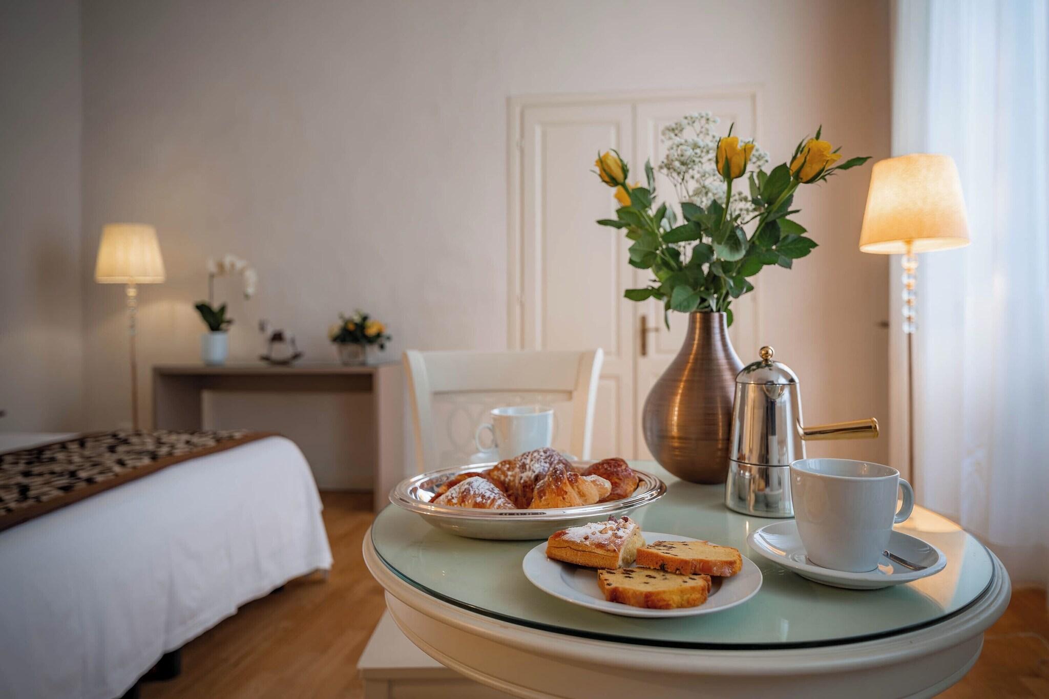 Family Room Three Beds