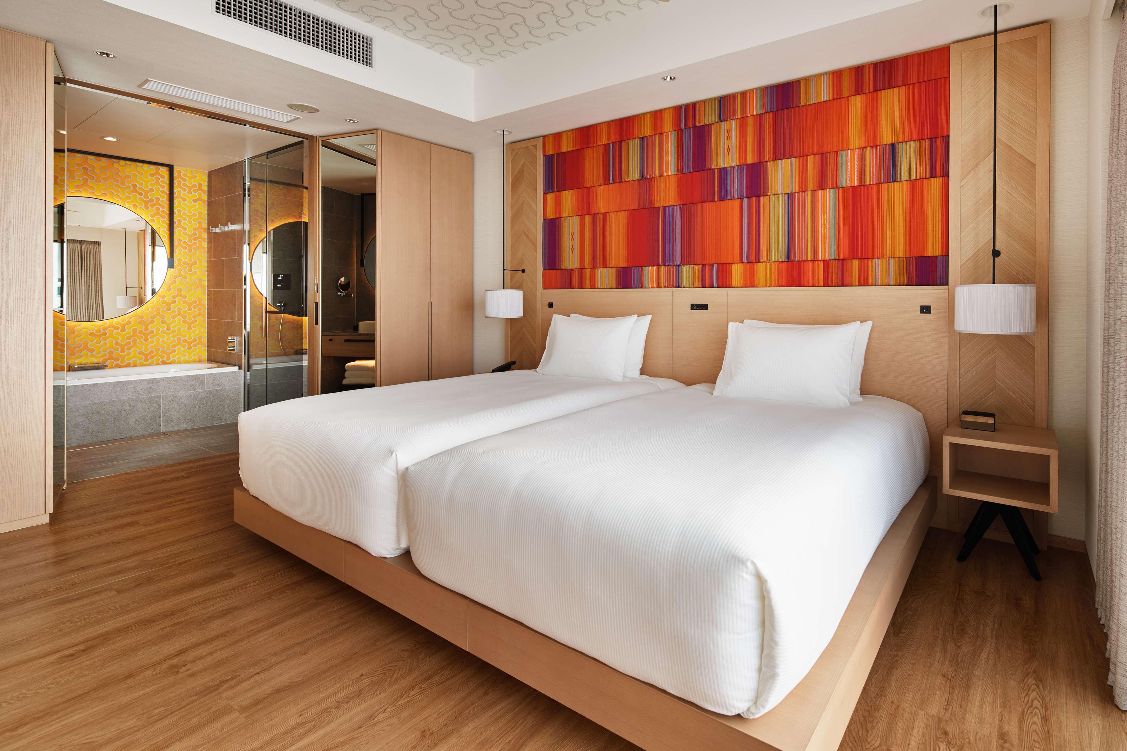 Suite Ocean View Two Double Beds