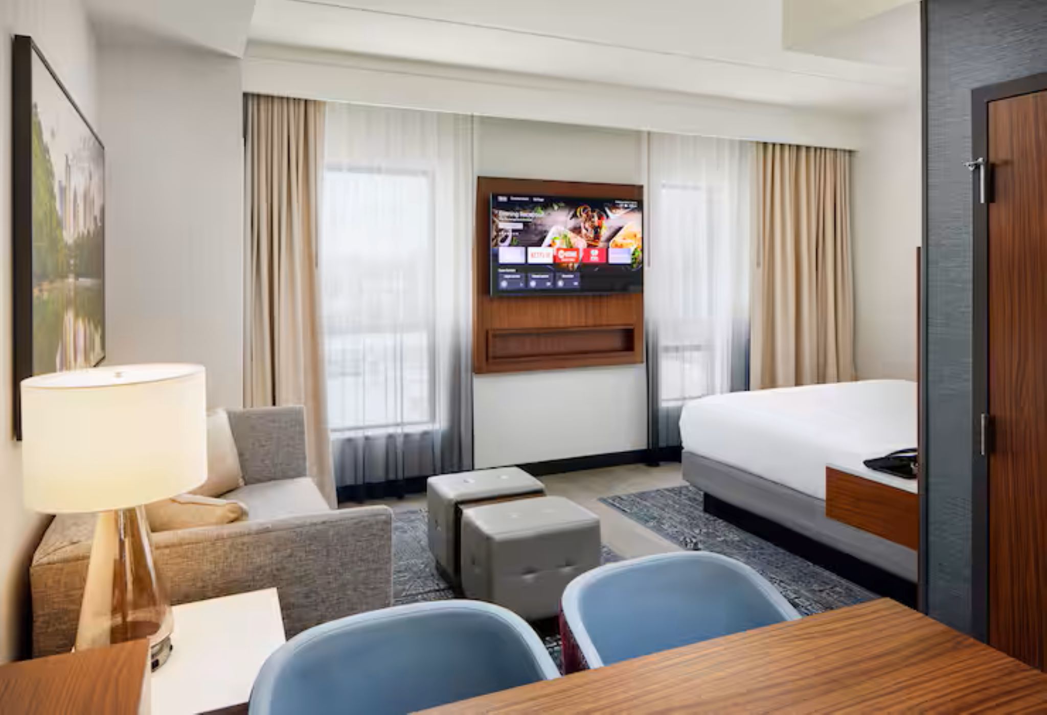 Studio King Size Bed