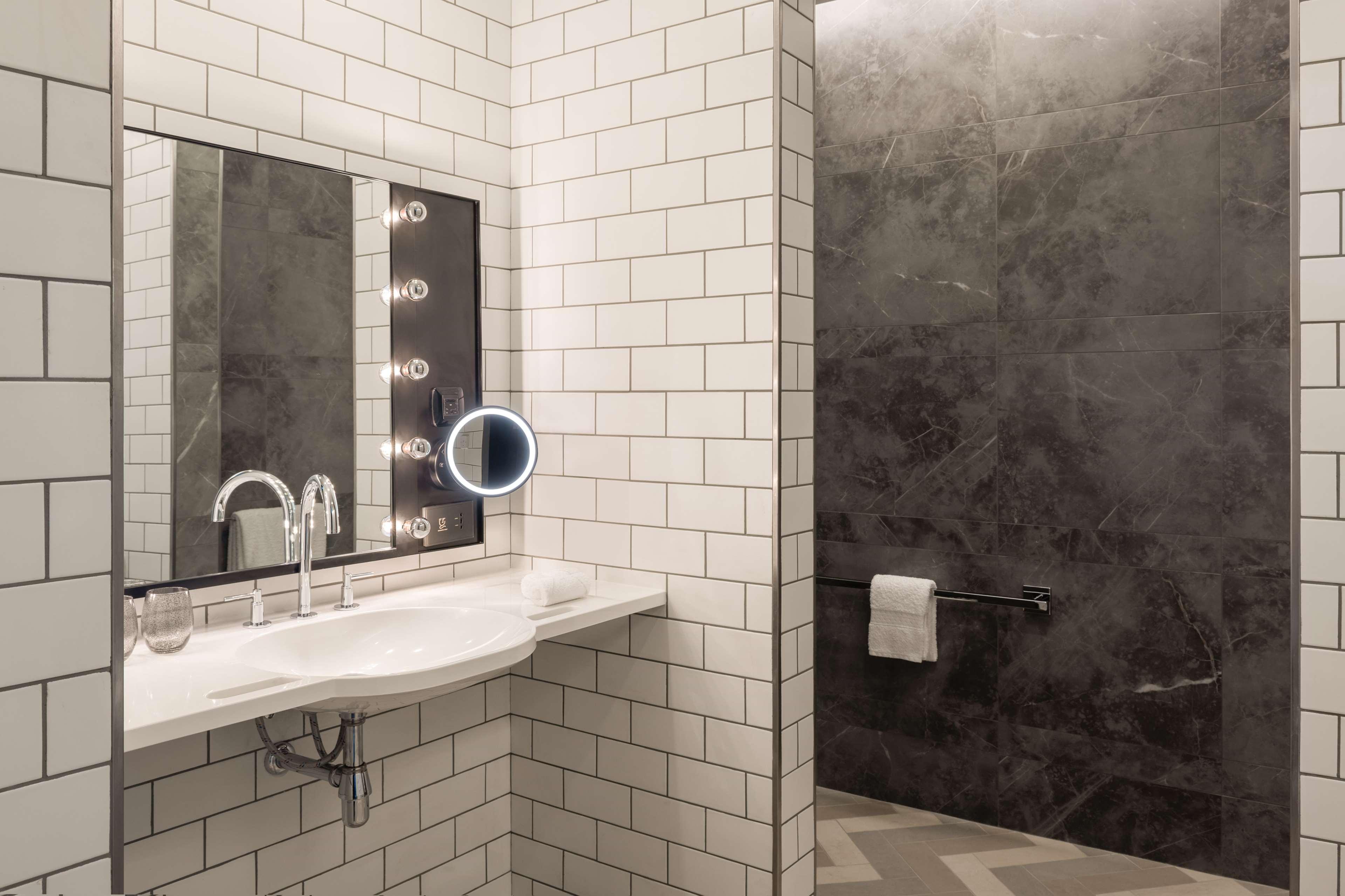 Double Accessible King Size Bed