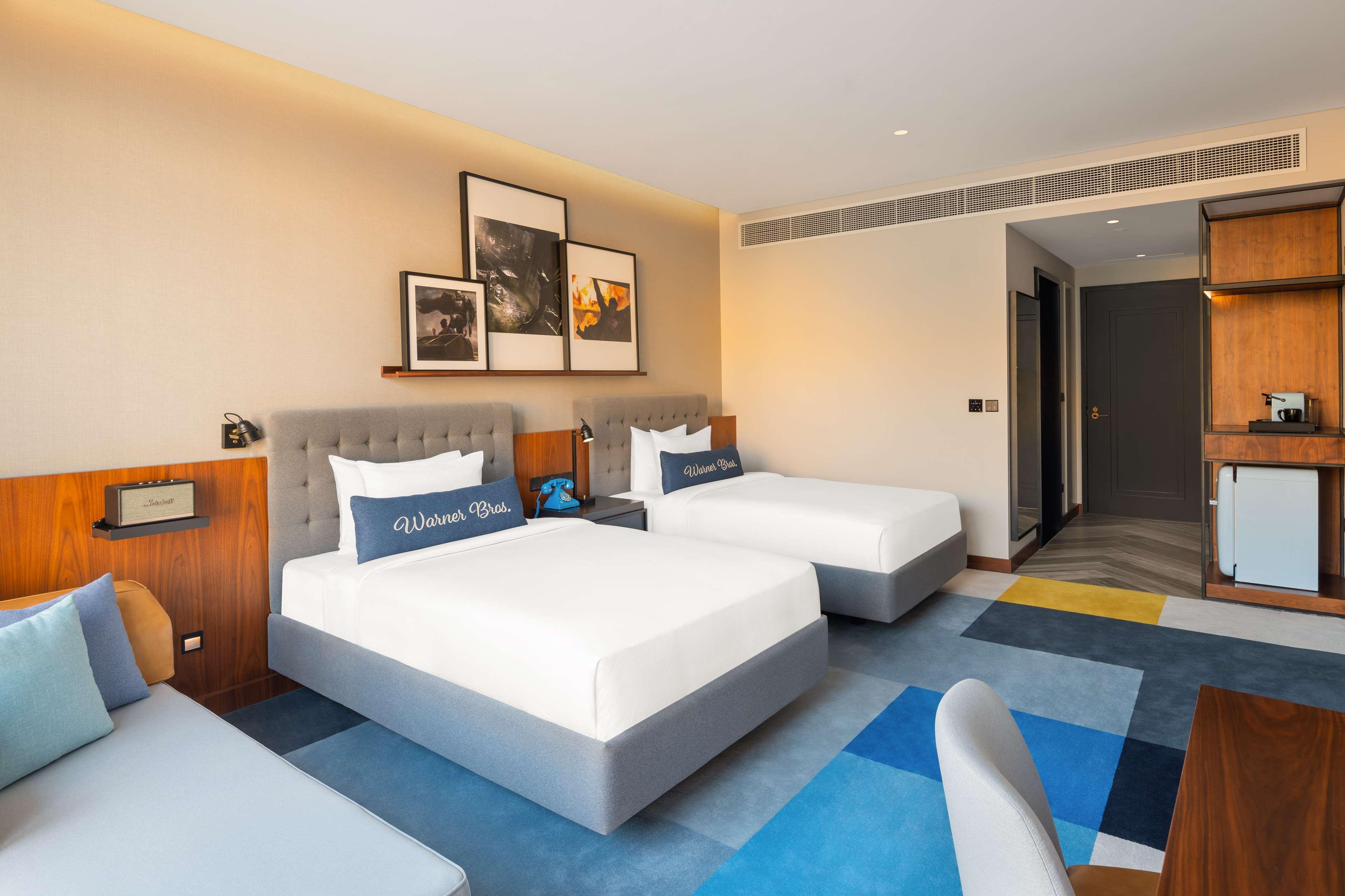 Family Room Connecting Room