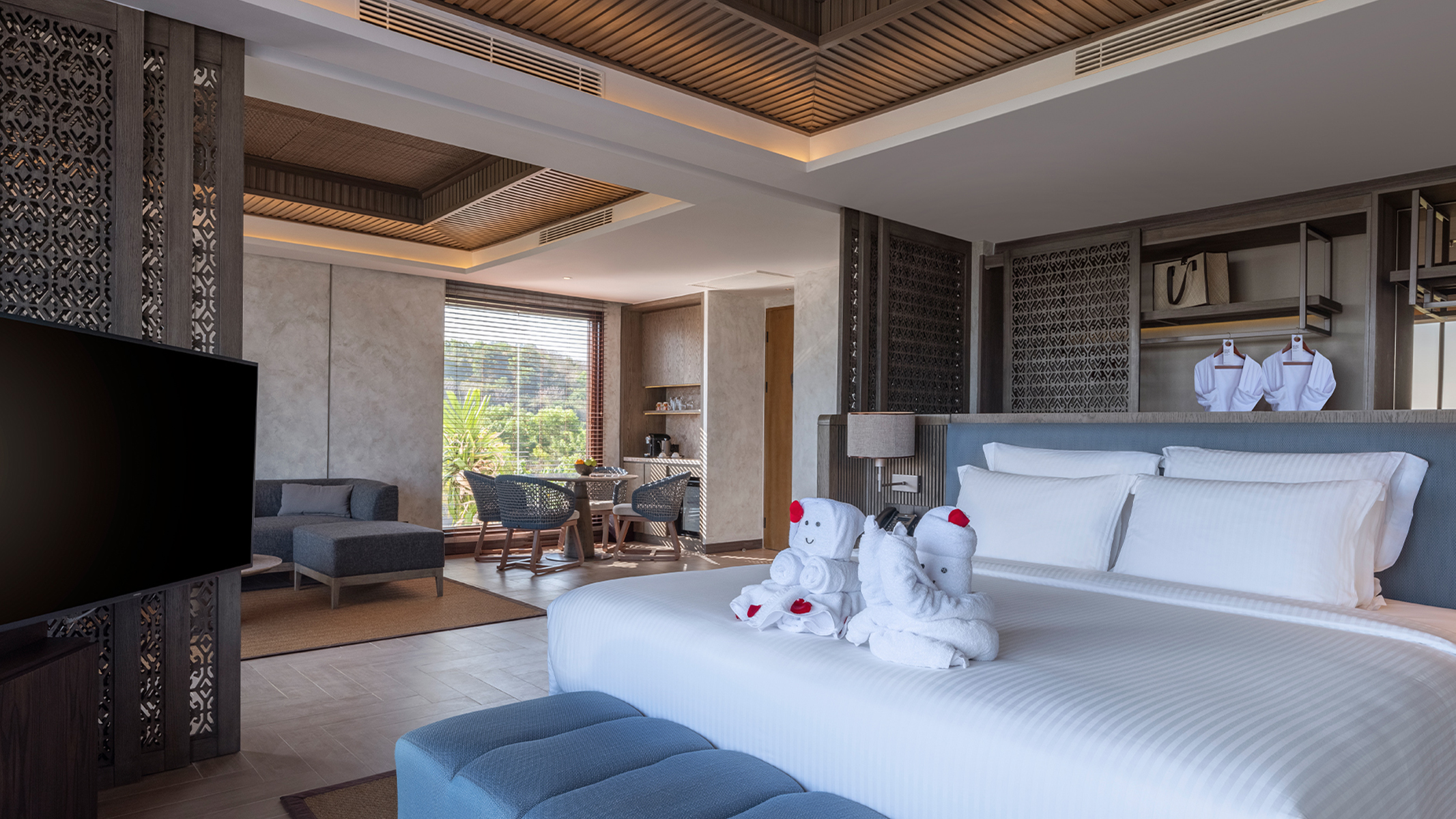 Suite Deluxe with Balcony