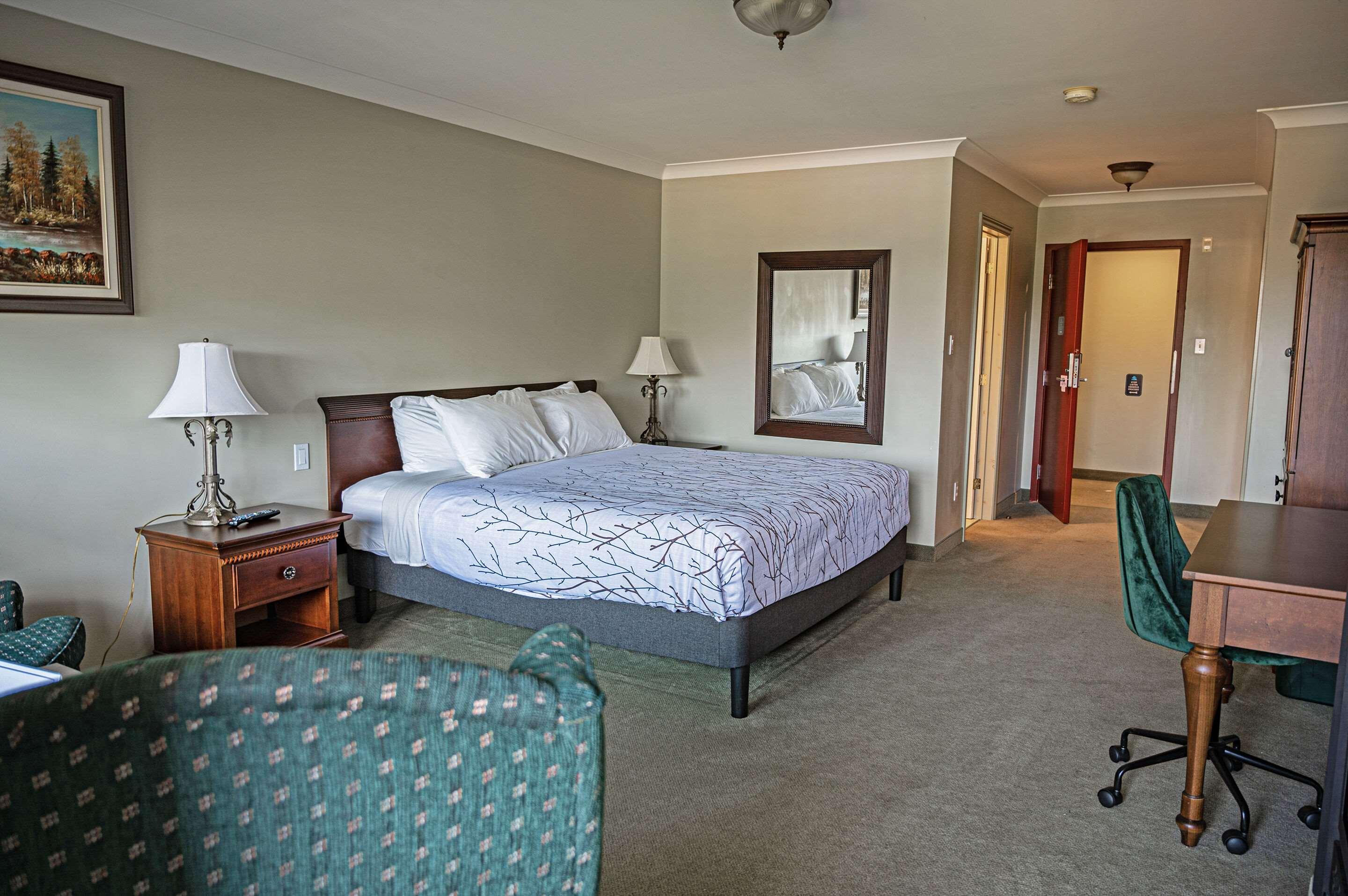 Double King Size Bed