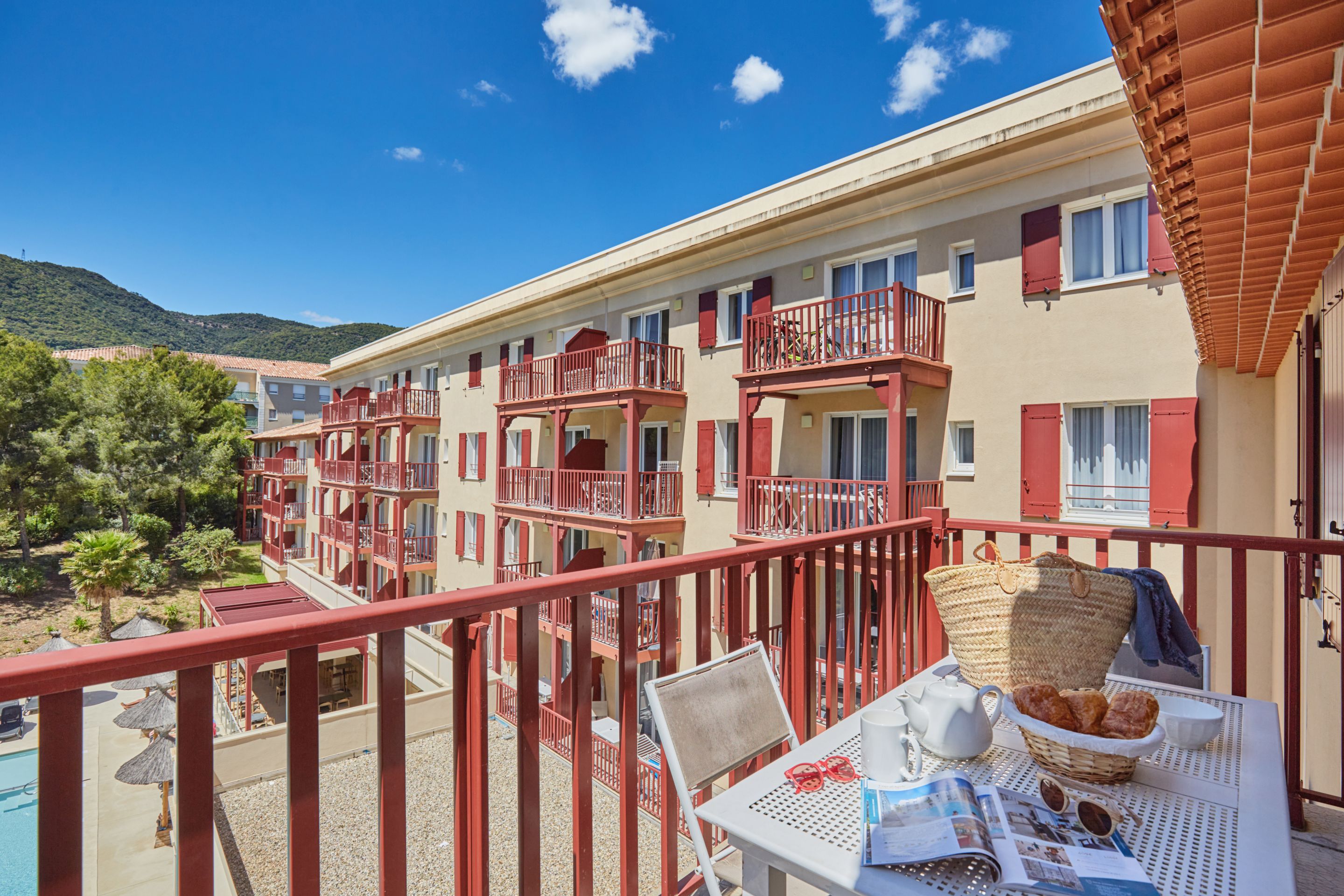 Apartment Capacity 6 Two Bedrooms