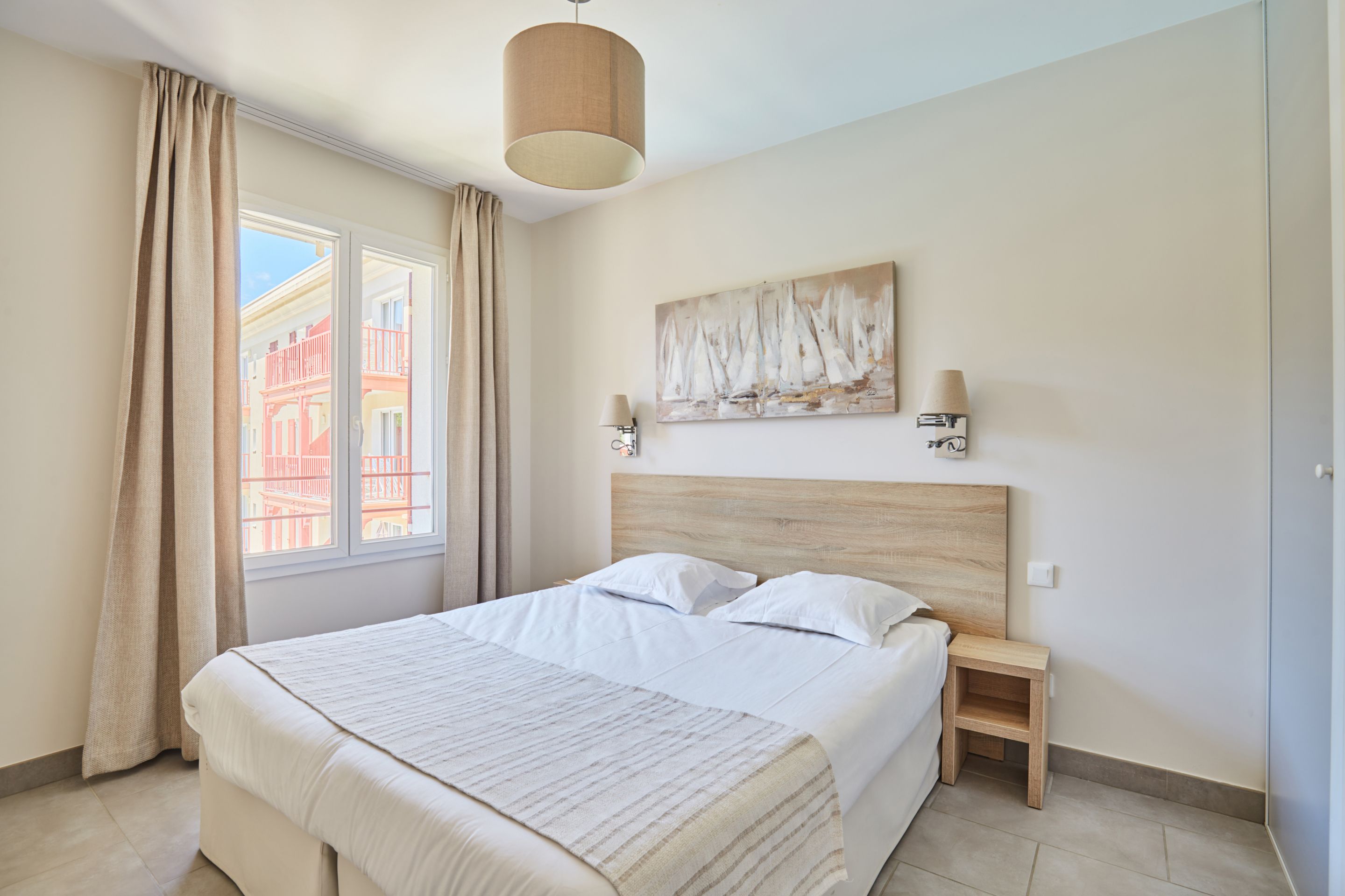 Apartment Capacity 6 Two Bedrooms